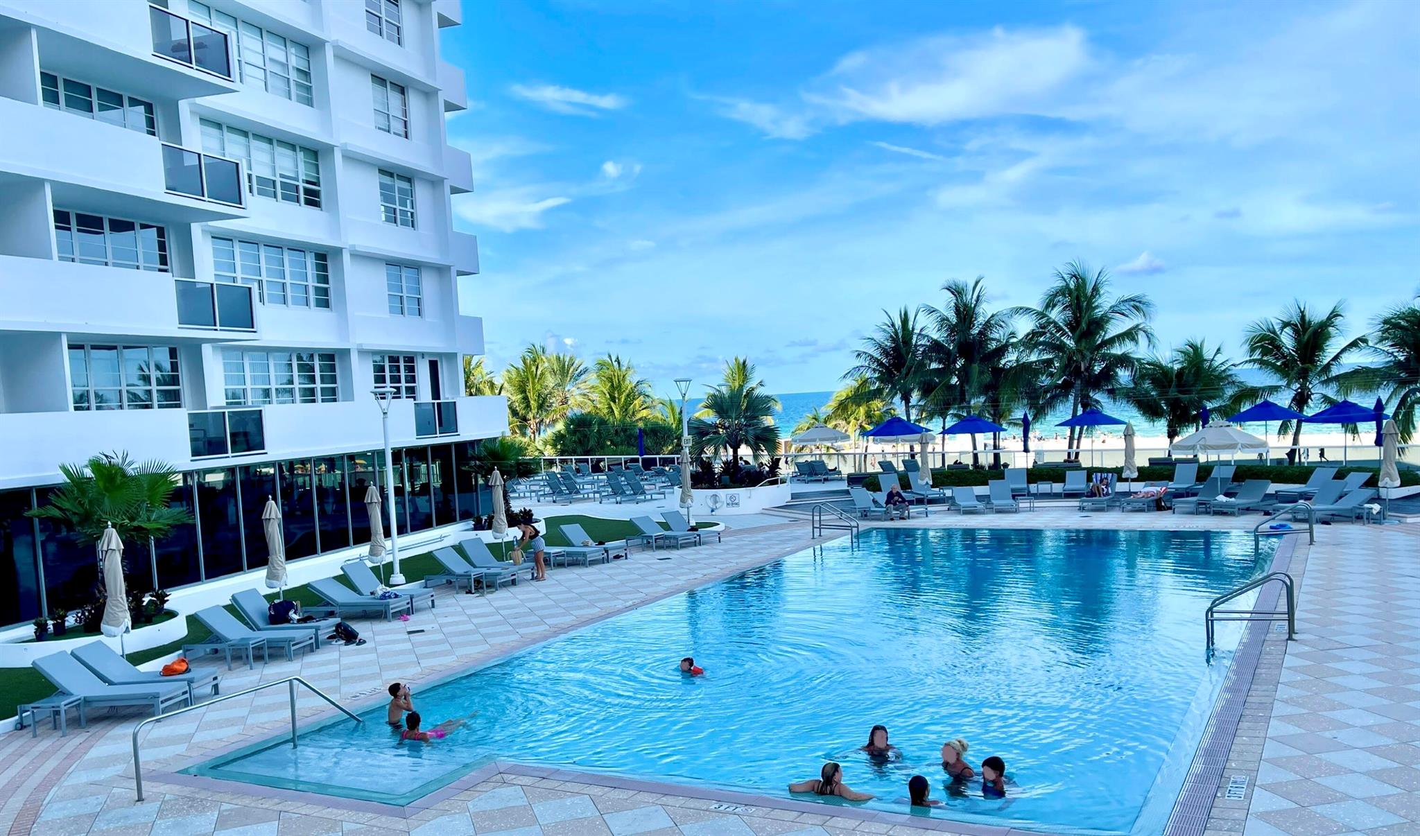image The Decoplage Condo12