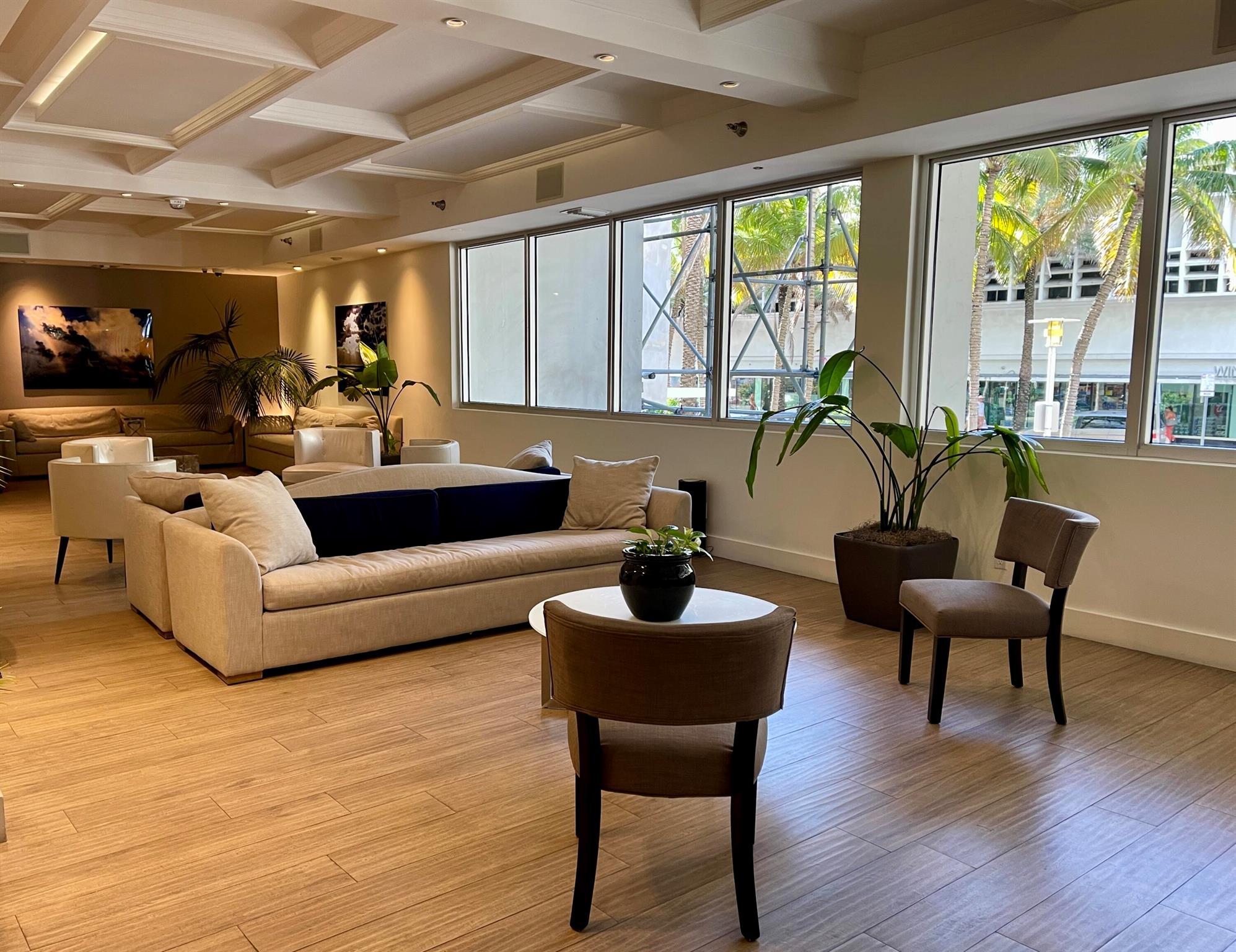 image The Decoplage Condo7