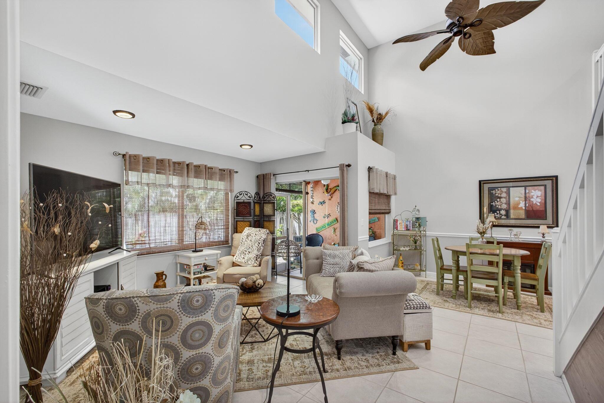 479 Tequesta Dr #7 Tequesta, FL 33469