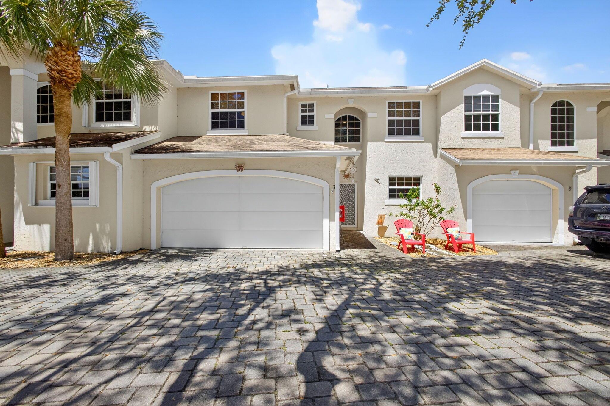 479 Tequesta Dr #7 Tequesta, FL 33469