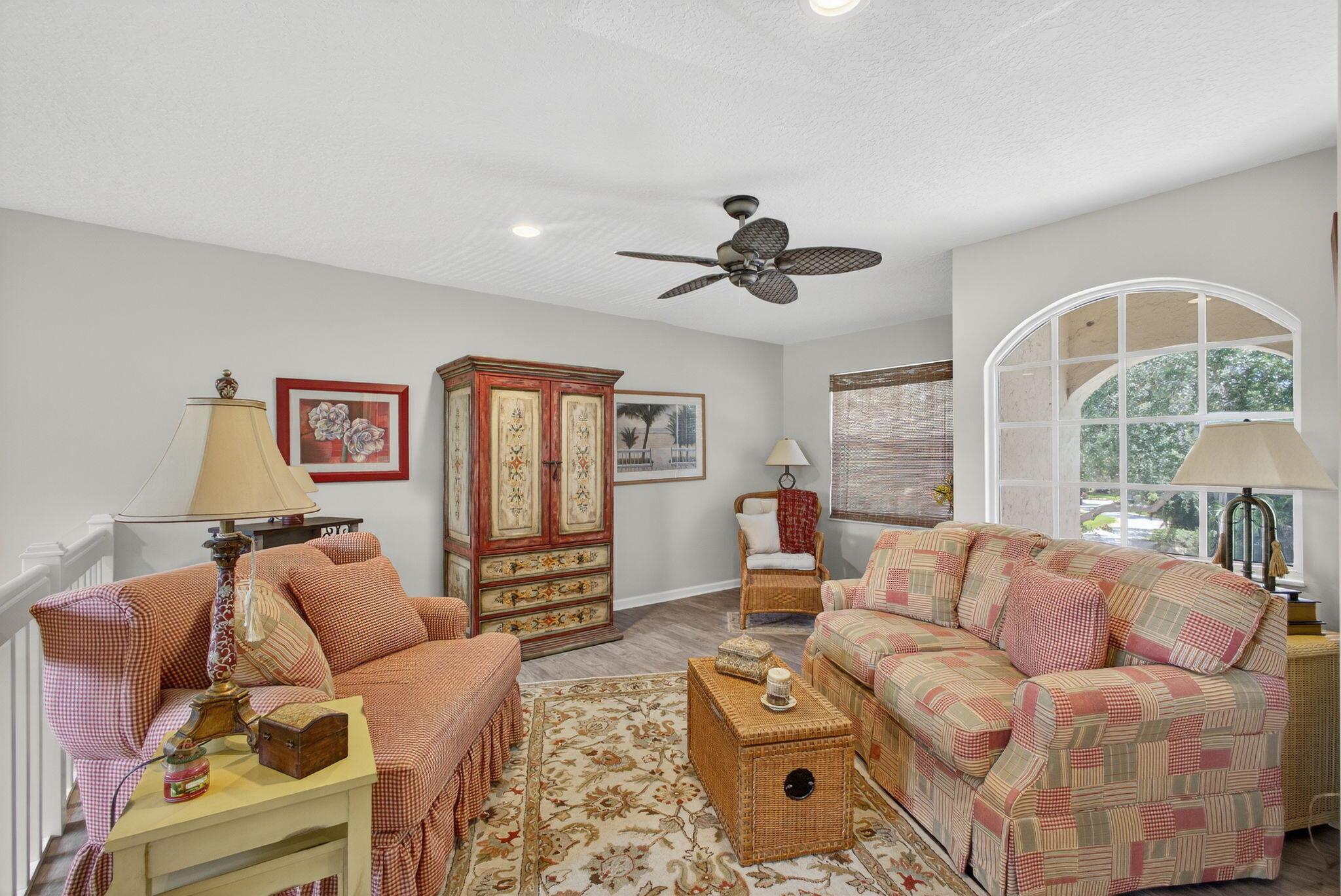 479 Tequesta Dr #7 Tequesta, FL 33469