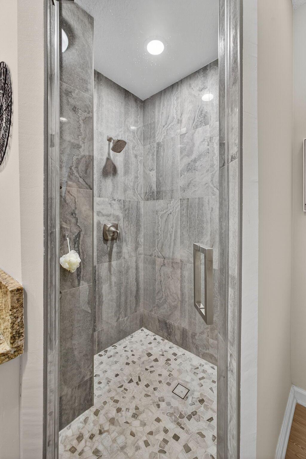 479 Tequesta Dr #7 Tequesta, FL 33469