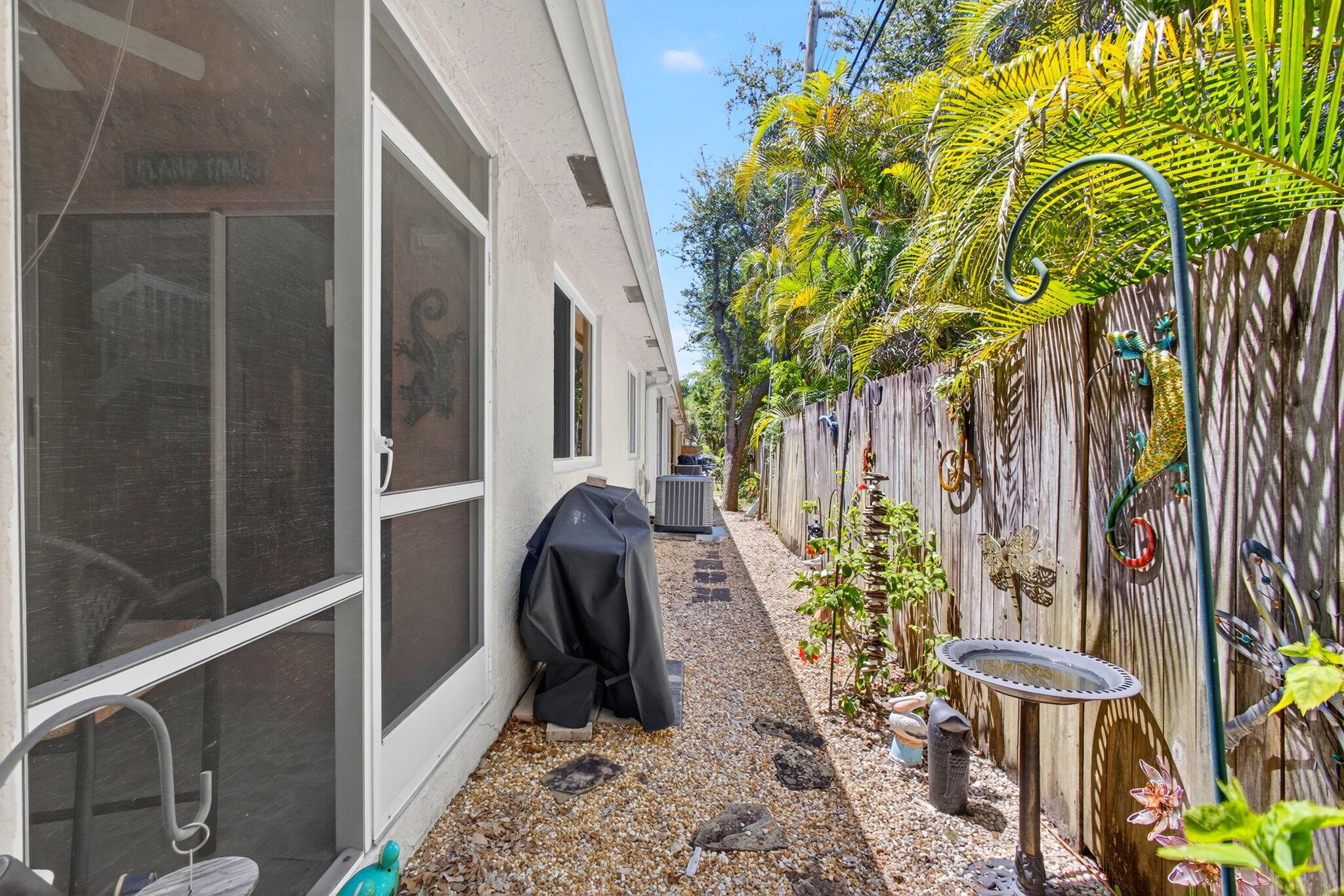 479 Tequesta Dr #7 Tequesta, FL 33469