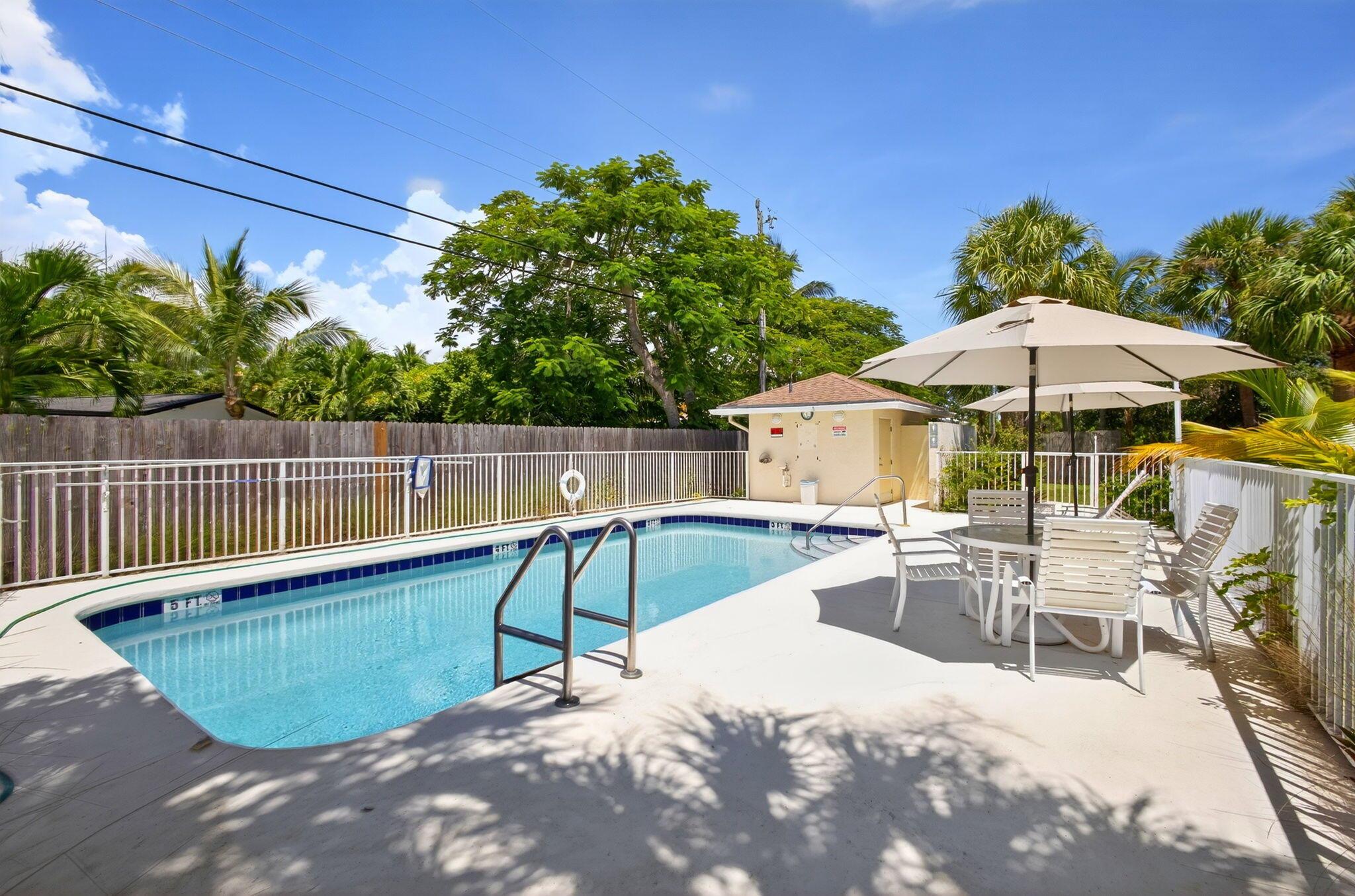 479 Tequesta Dr #7 Tequesta, FL 33469