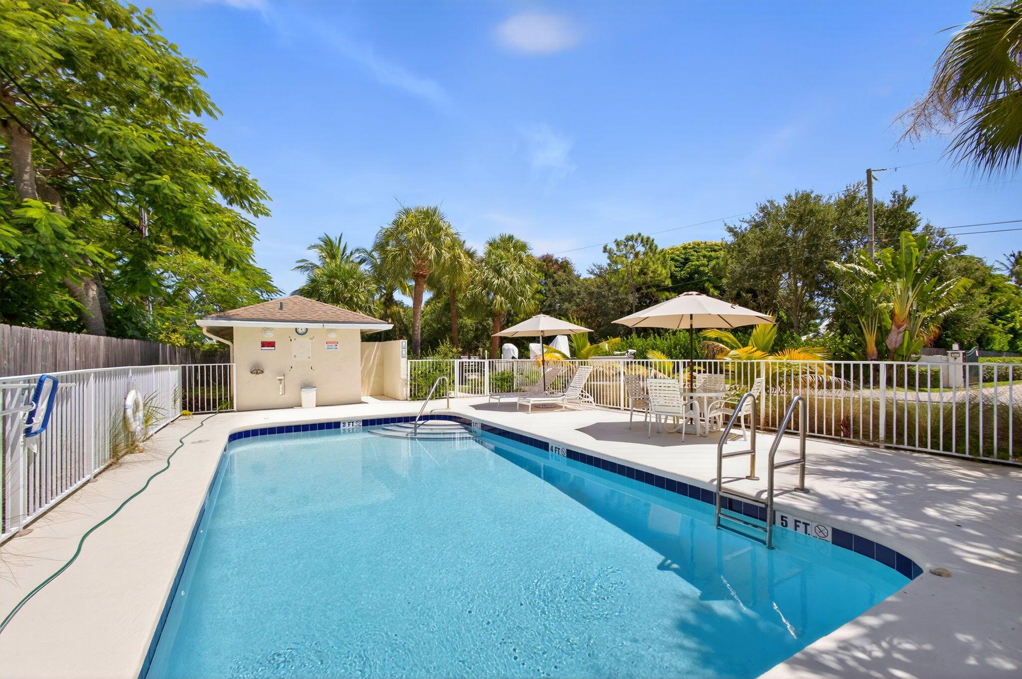 479 Tequesta Dr #7 Tequesta, FL 33469