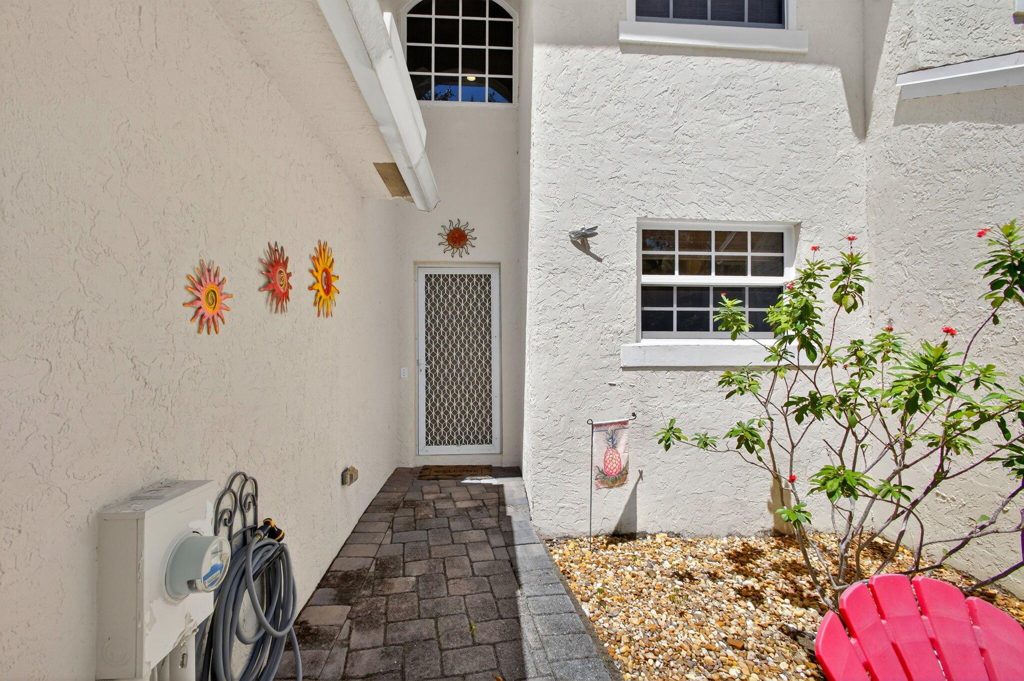 479 Tequesta Dr #7 Tequesta, FL 33469