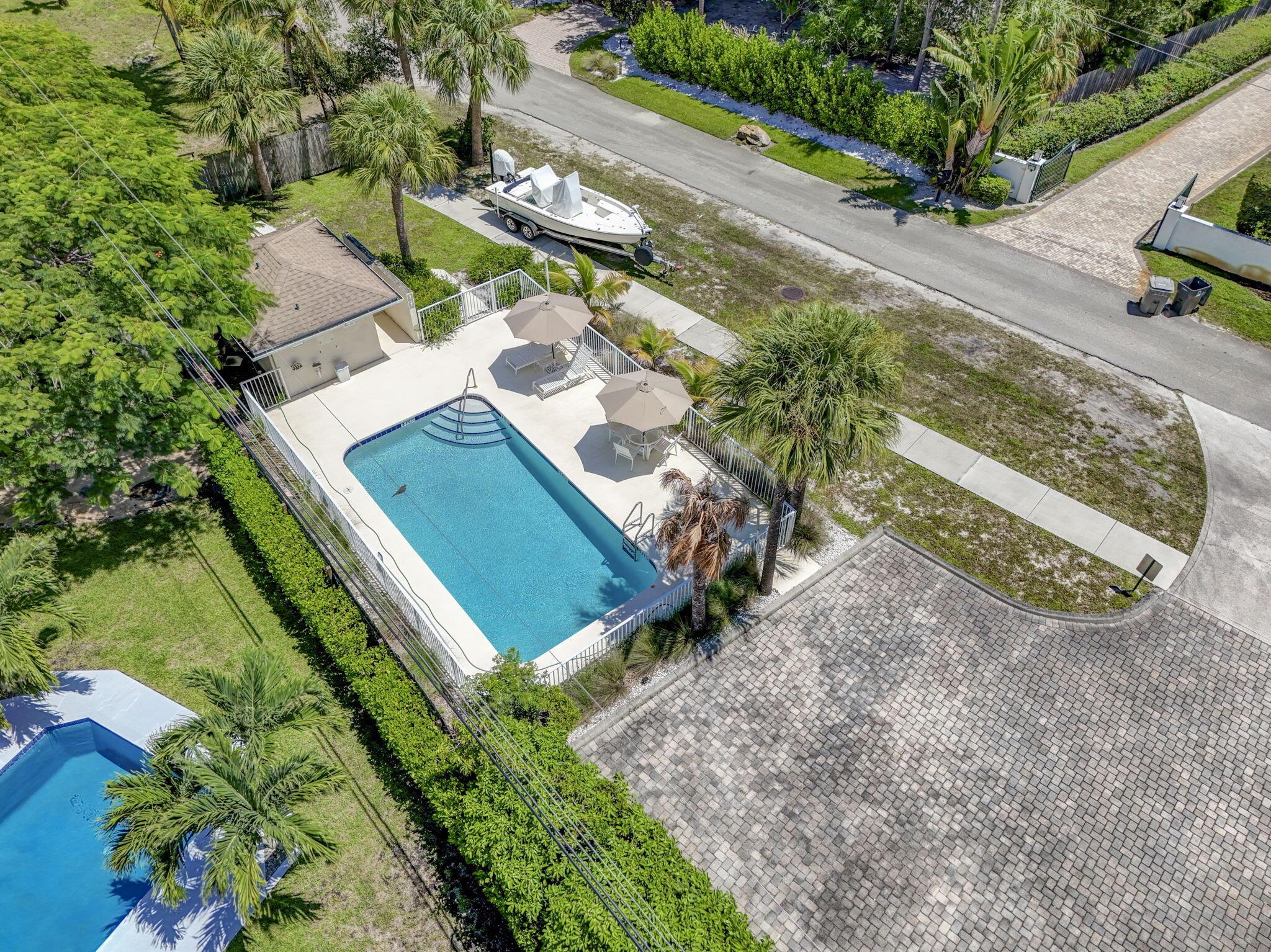 479 Tequesta Dr #7 Tequesta, FL 33469