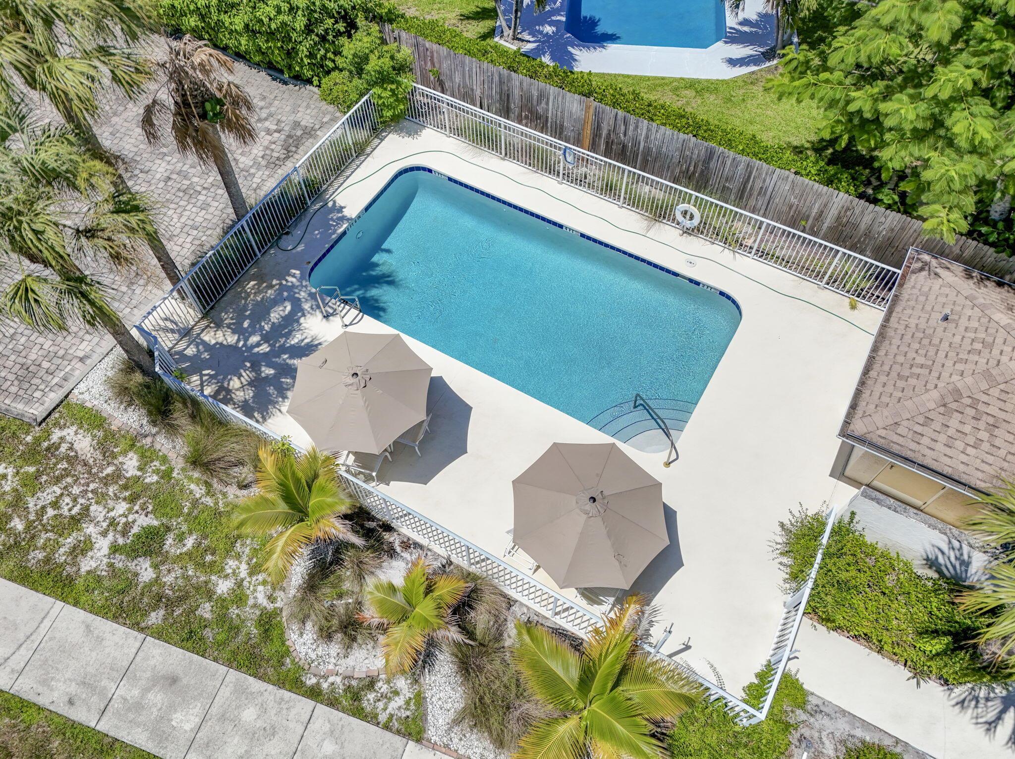 479 Tequesta Dr #7 Tequesta, FL 33469