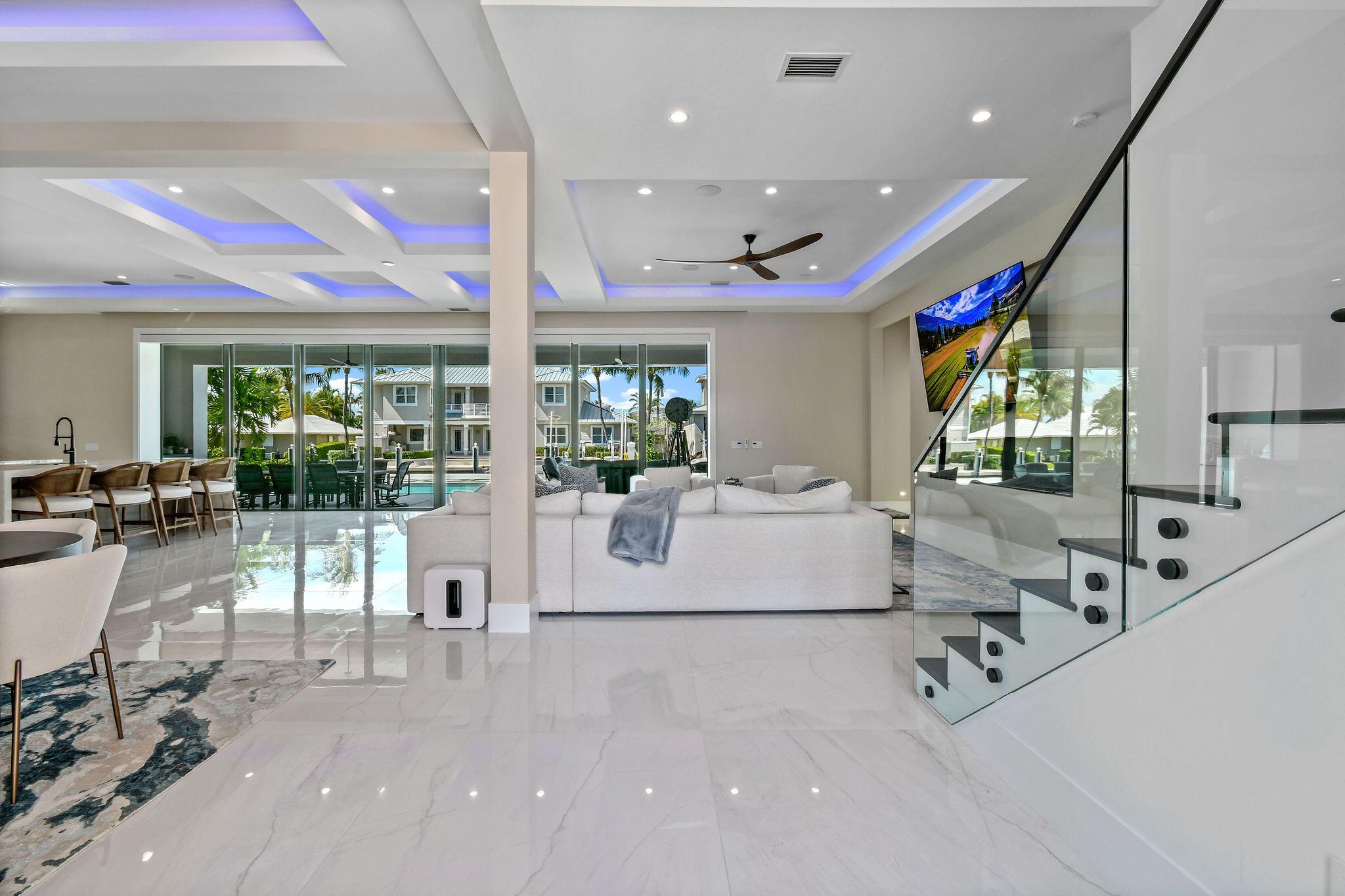 1060 Fairview Ln Singer Island, FL 33404