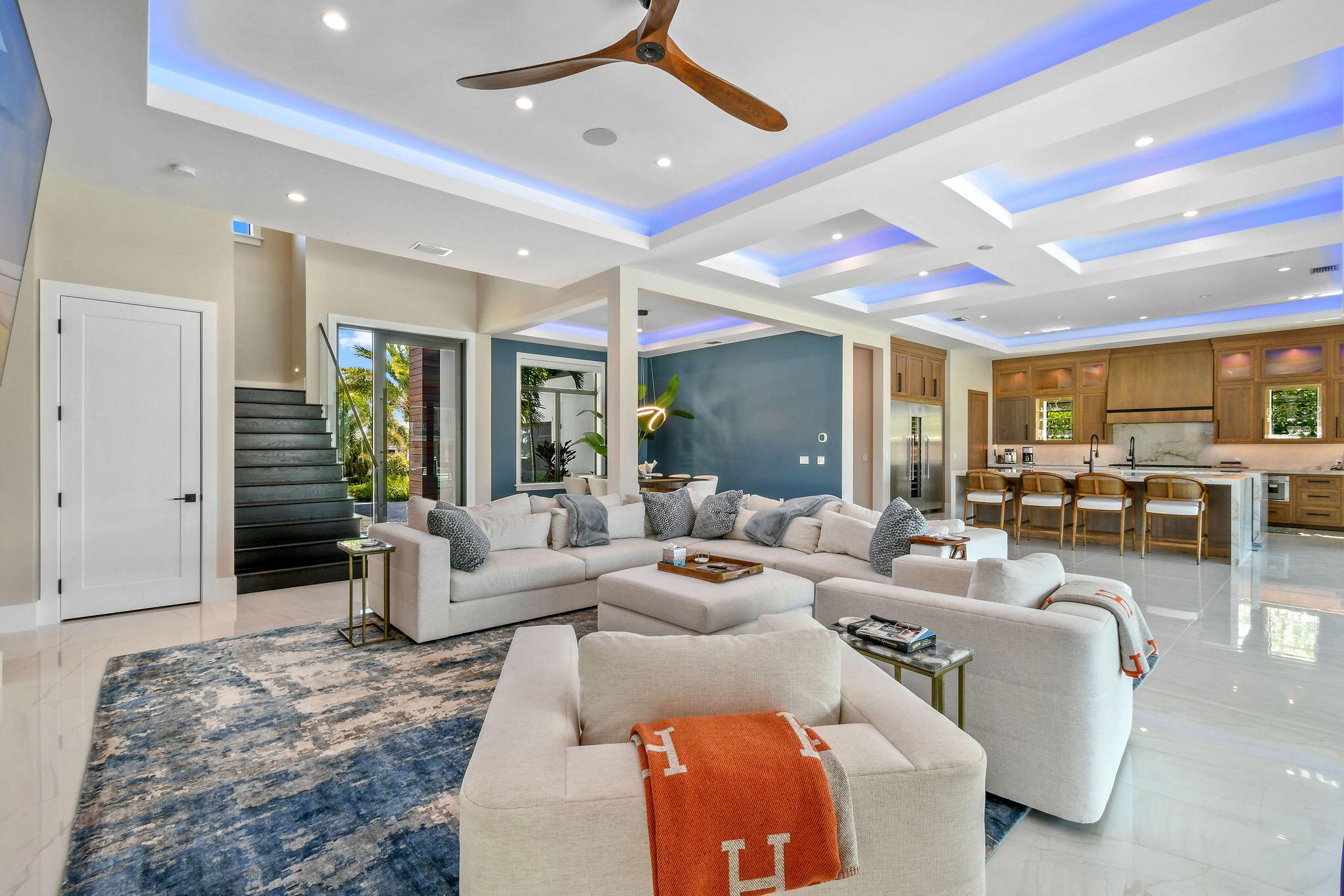 1060 Fairview Ln Singer Island, FL 33404