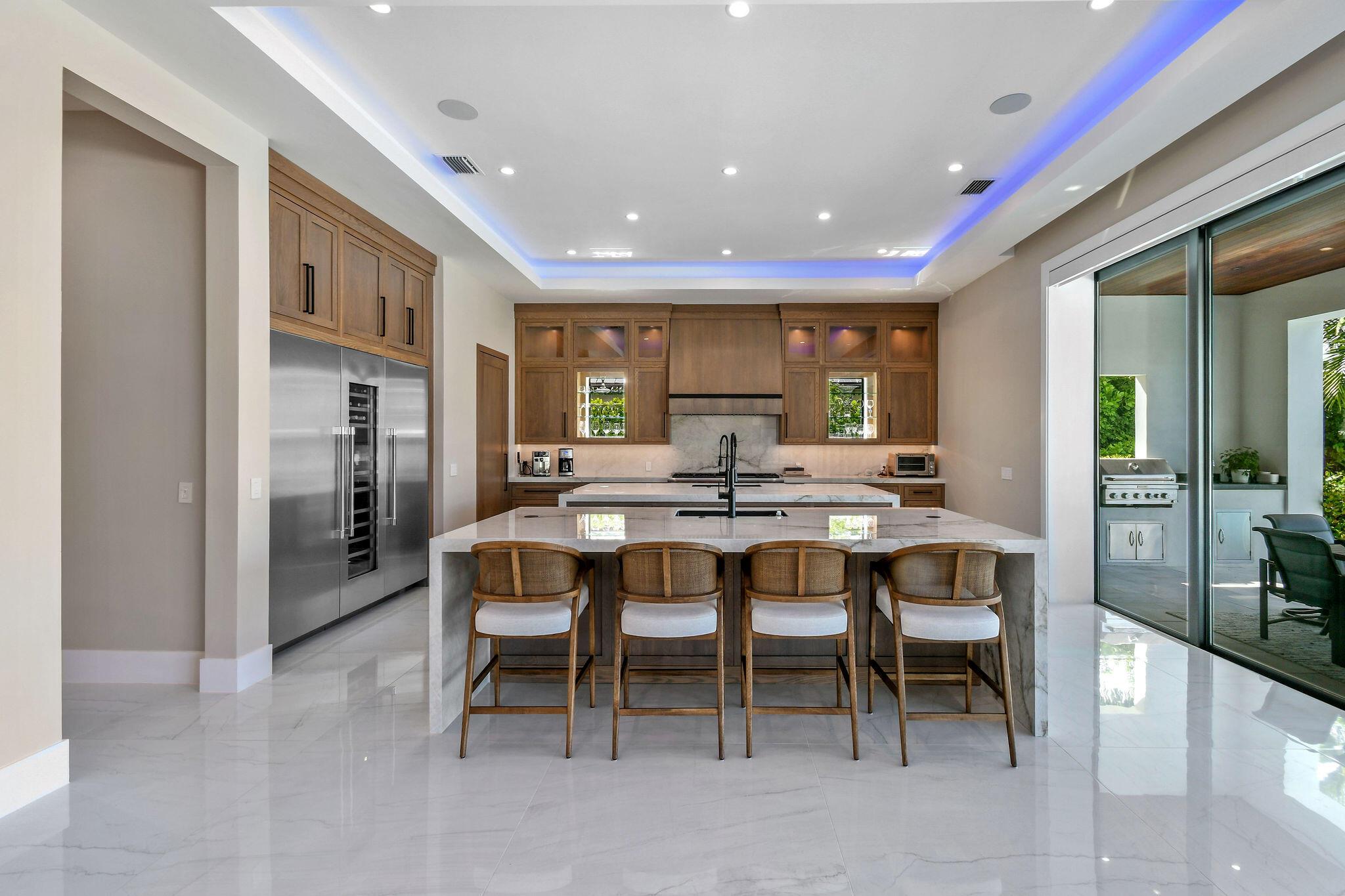 1060 Fairview Ln Singer Island, FL 33404