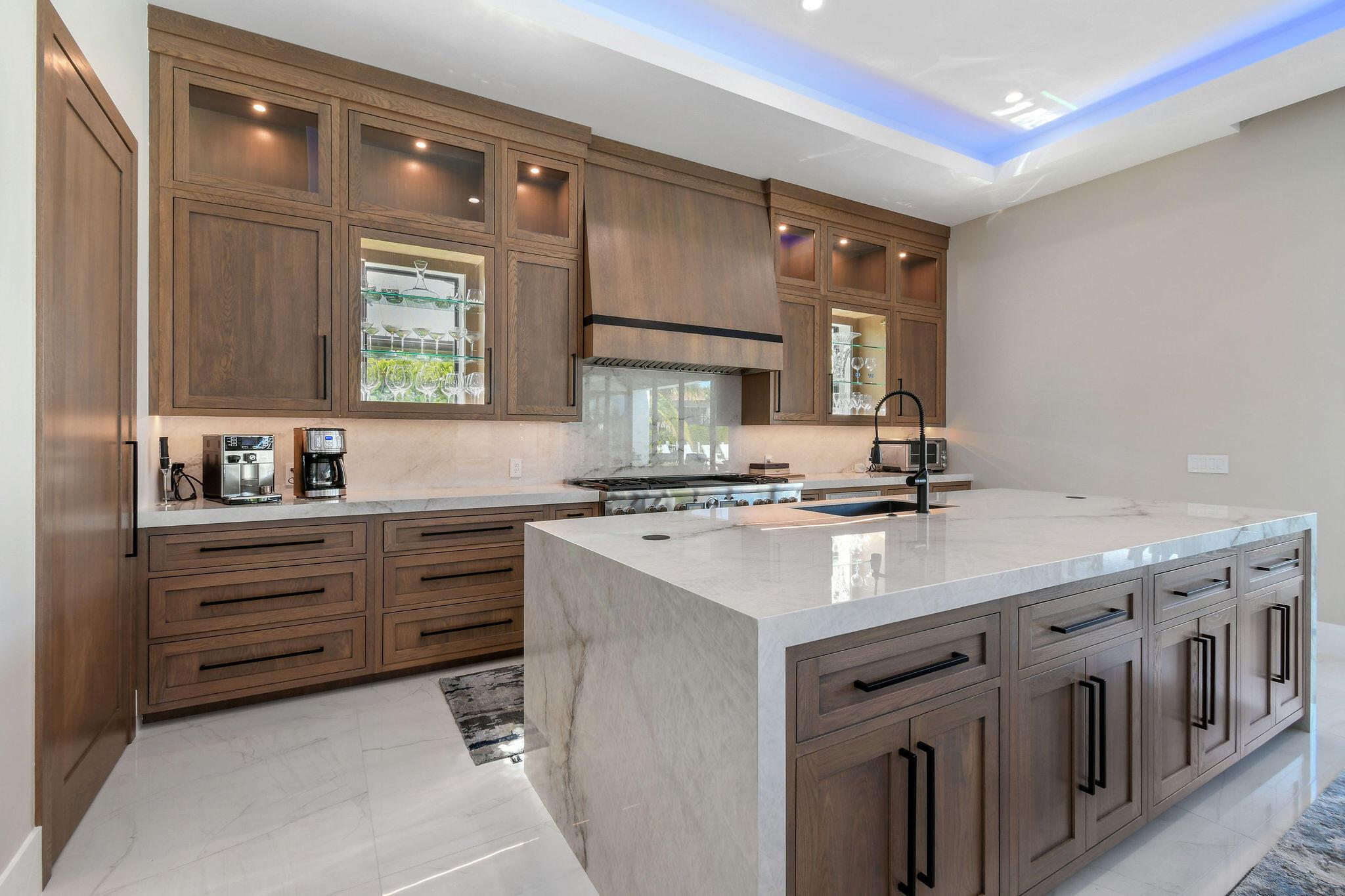 1060 Fairview Ln Singer Island, FL 33404