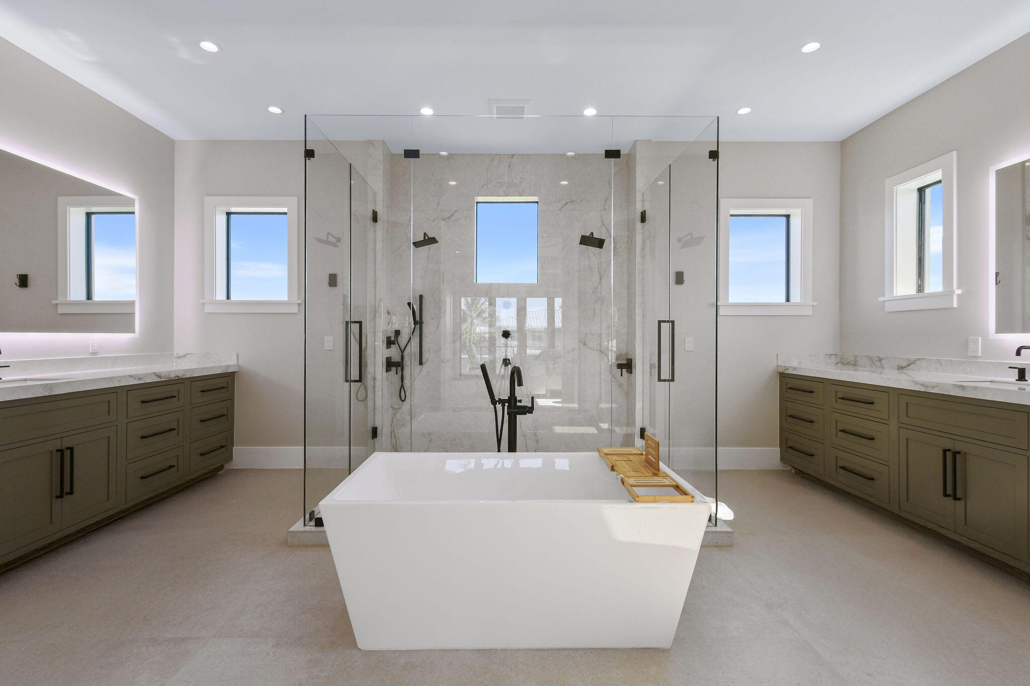 1060 Fairview Ln Singer Island, FL 33404