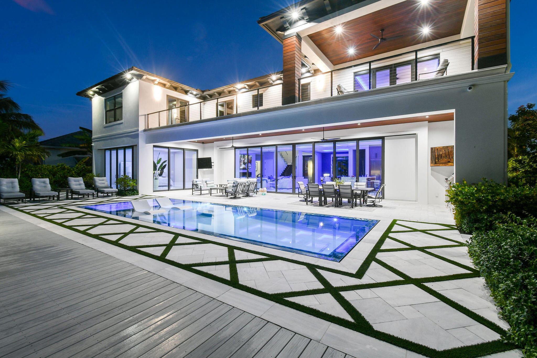 1060 Fairview Ln Singer Island, FL 33404