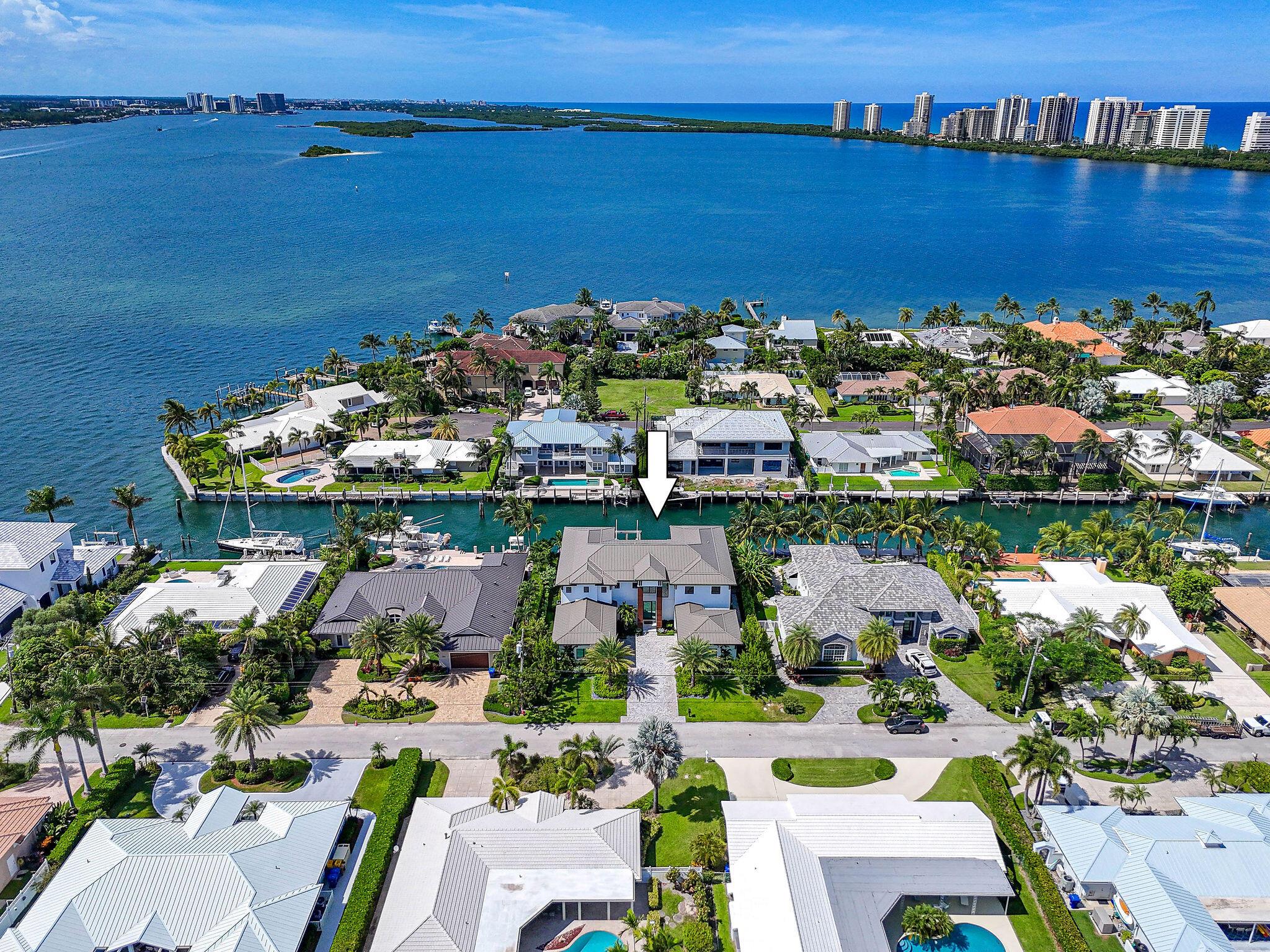 1060 Fairview Ln Singer Island, FL 33404