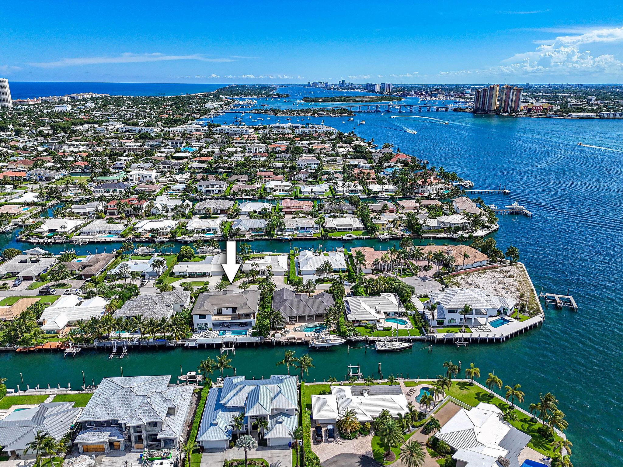 1060 Fairview Ln Singer Island, FL 33404