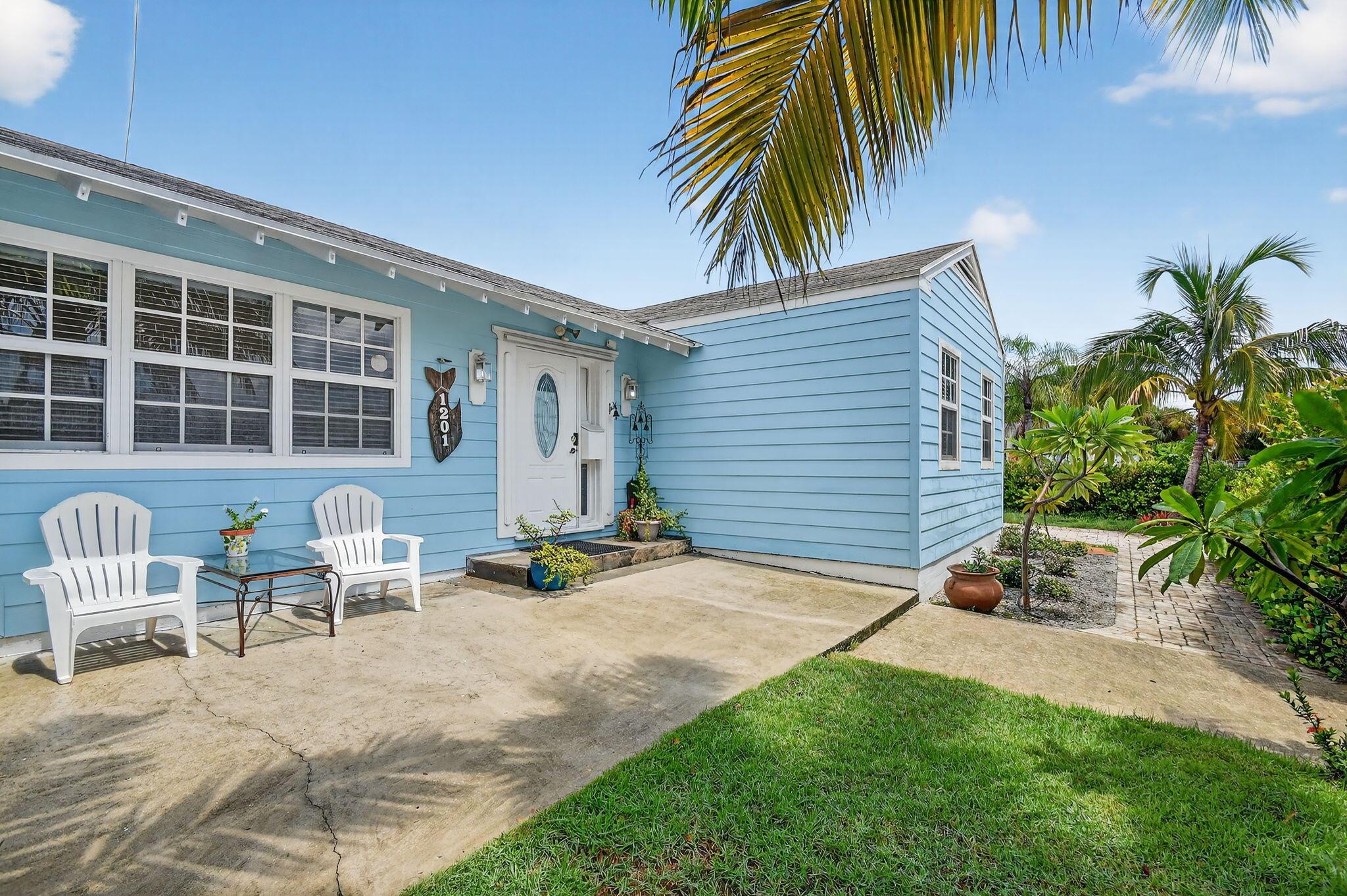 1201 N Ocean Breeze