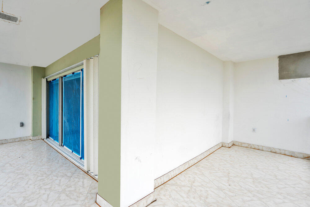 image Arlen House West16