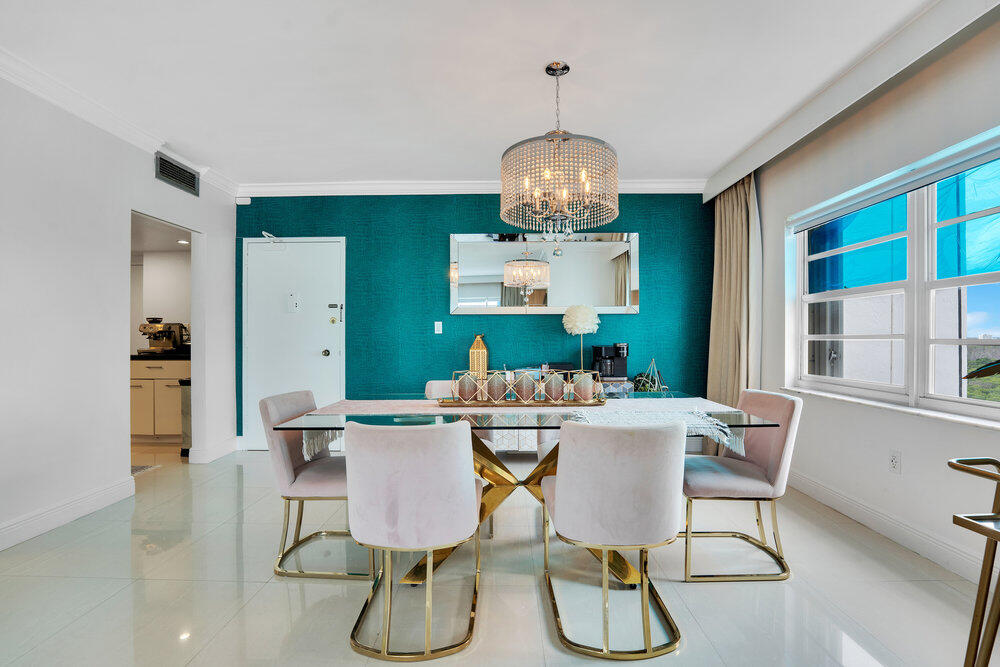 image Arlen House West5