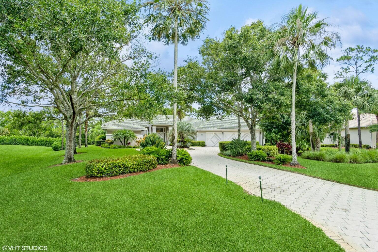 18798 SE Old Trl Dr Jupiter, FL 33478