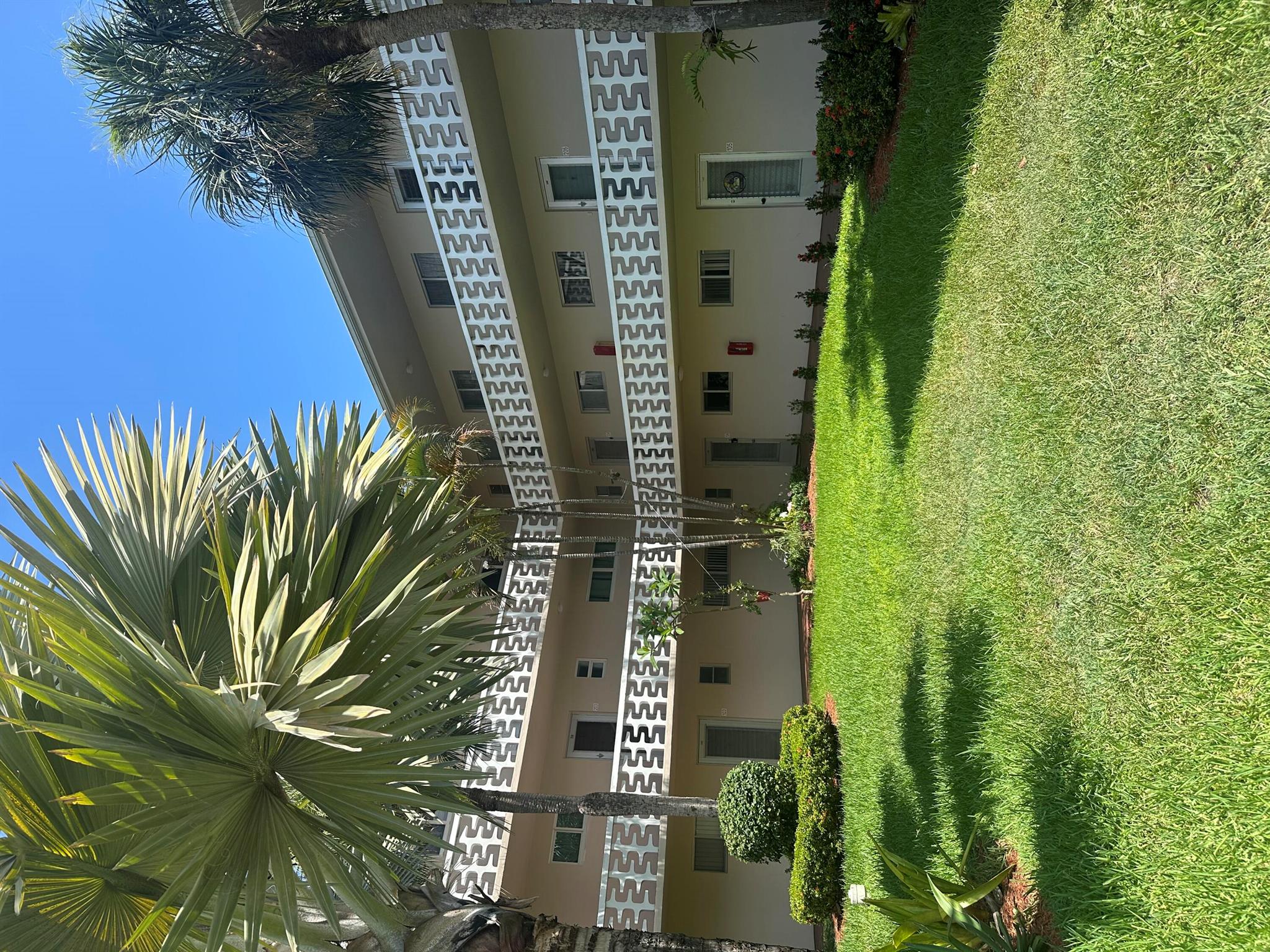 2812 S Garden Dr #304