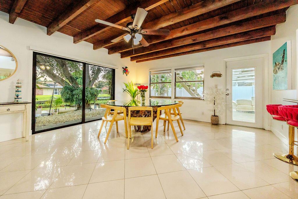 2024 Palmetto Rd West Palm Beach, FL 33406