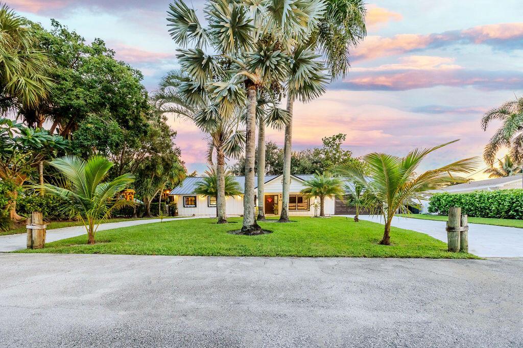 2024 Palmetto Rd West Palm Beach, FL 33406