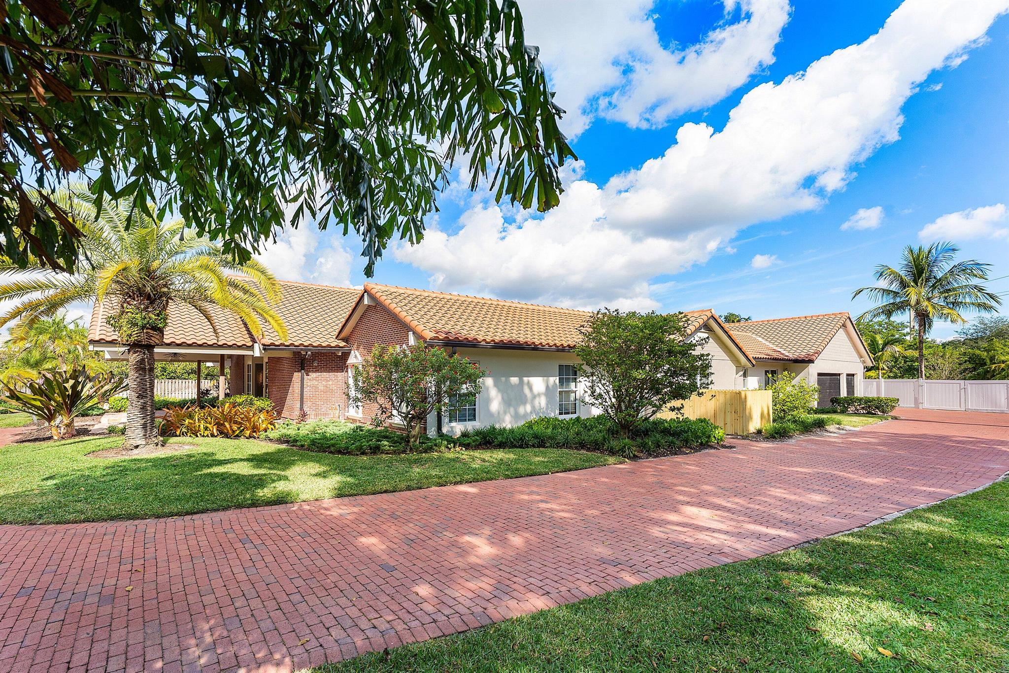 6641 Giralda Cir Boca Raton, FL 33433