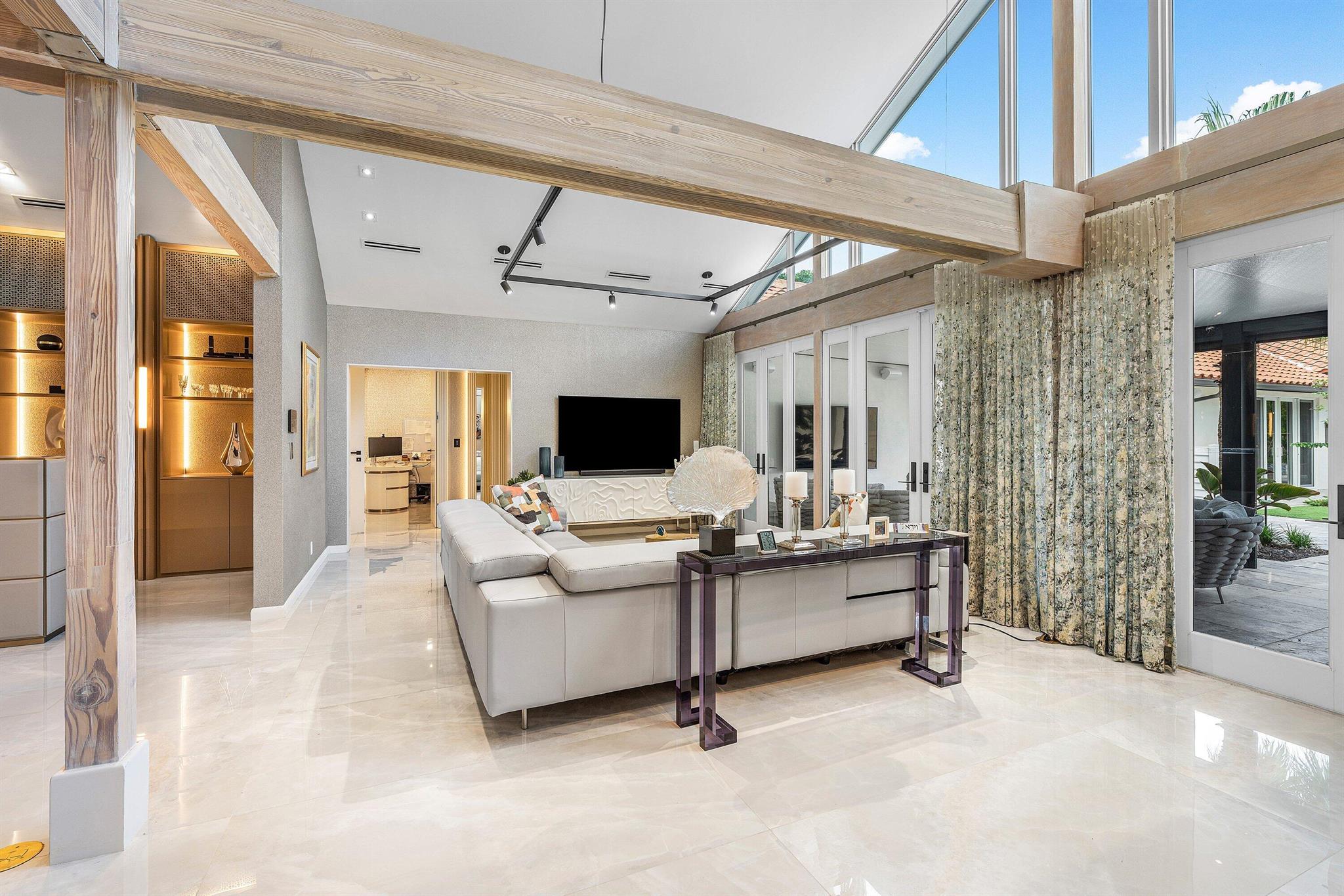 6641 Giralda Cir Boca Raton, FL 33433