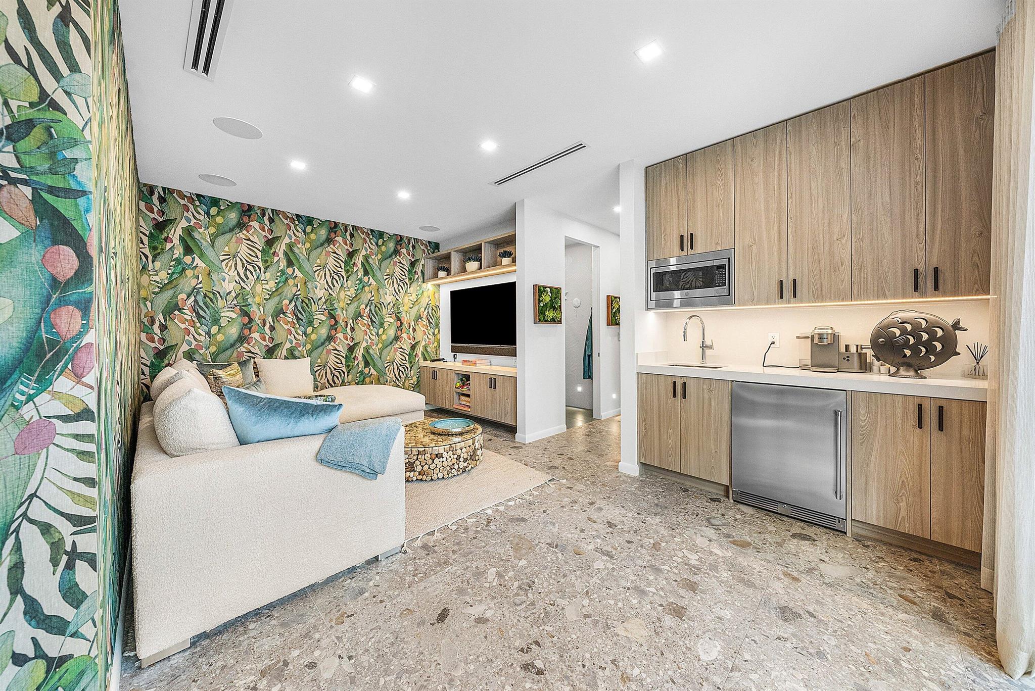 6641 Giralda Cir Boca Raton, FL 33433