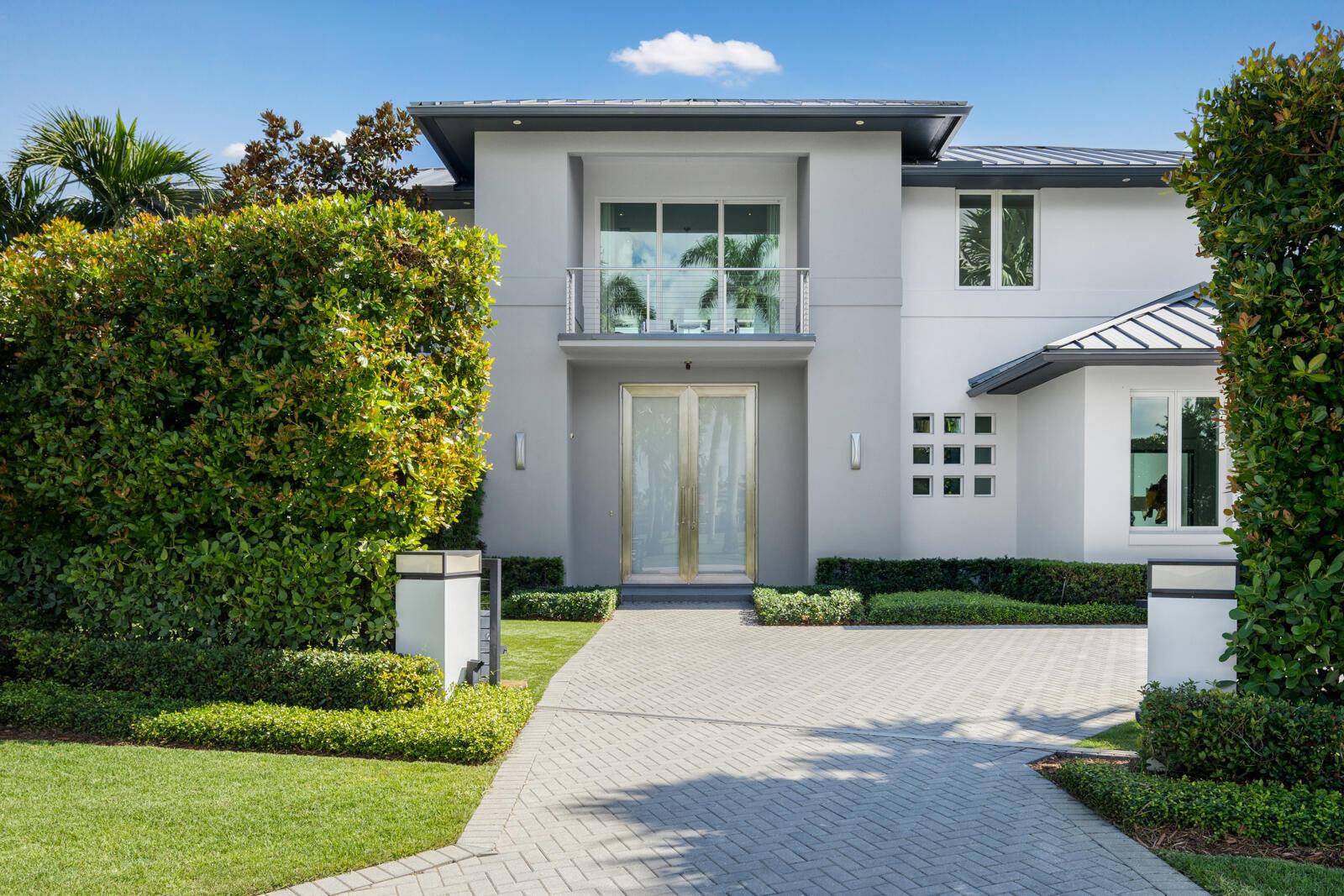 1900 Sabal Palm Dr Boca Raton, FL 33432