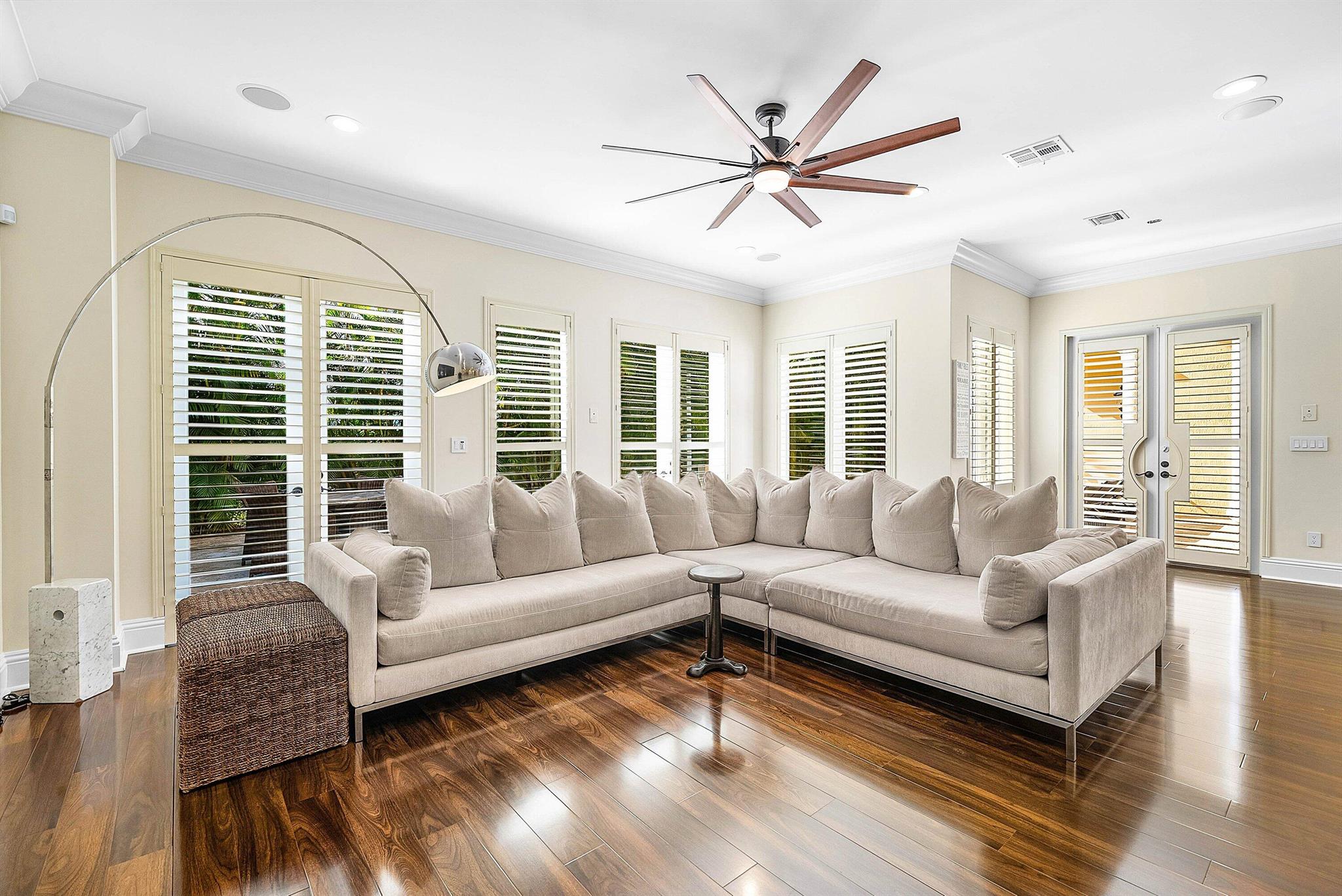 398 NE 7th St Boca Raton, FL 33432