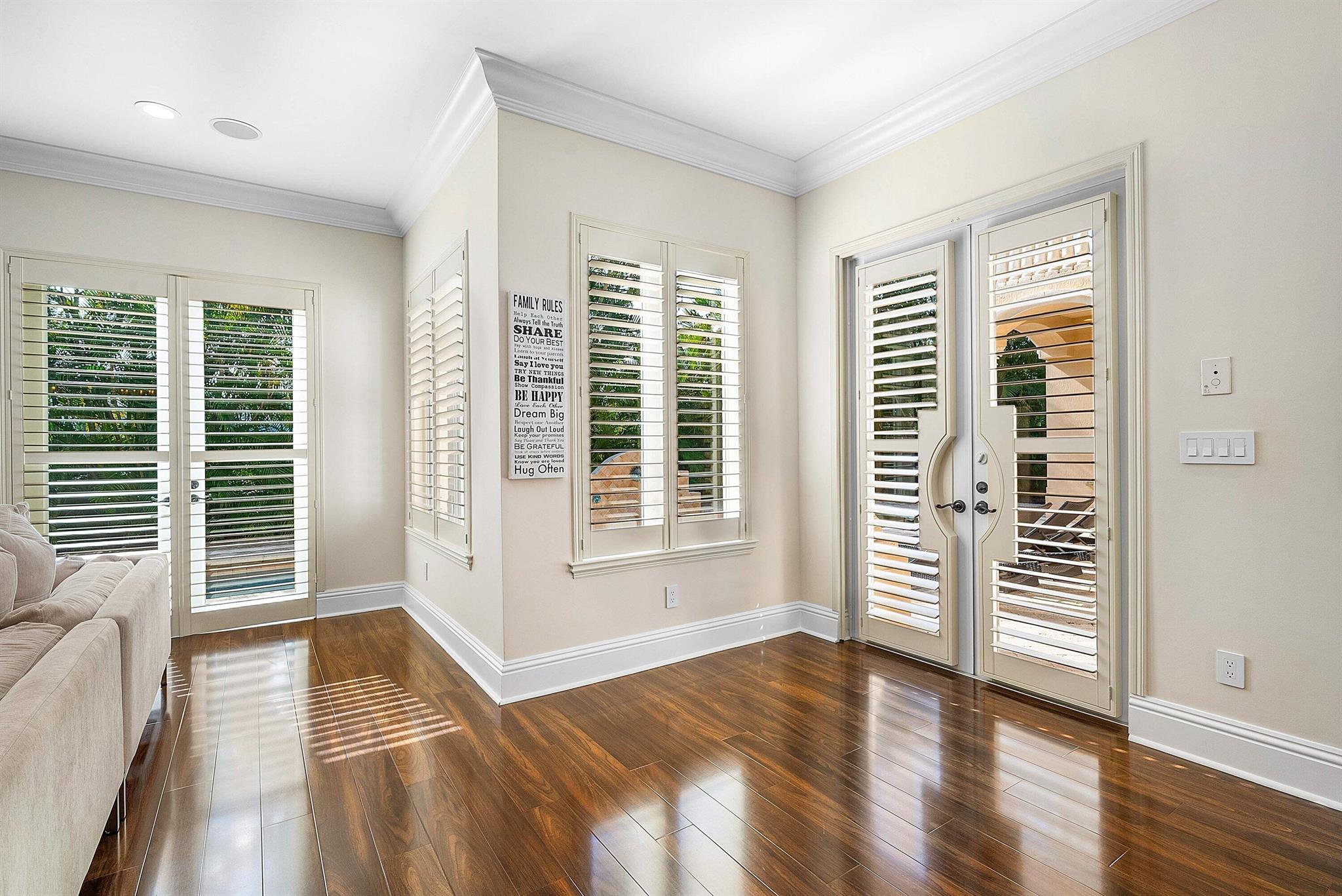 398 NE 7th St Boca Raton, FL 33432