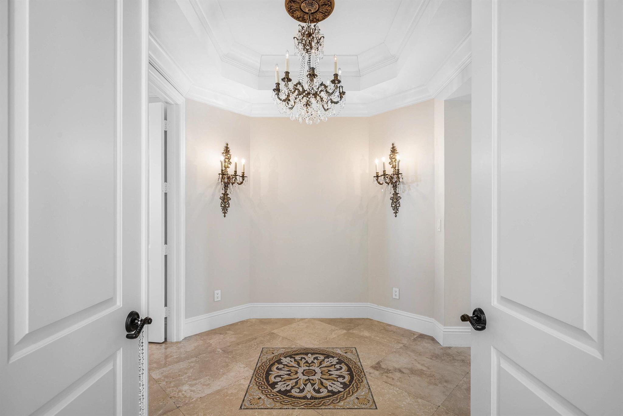 398 NE 7th St Boca Raton, FL 33432