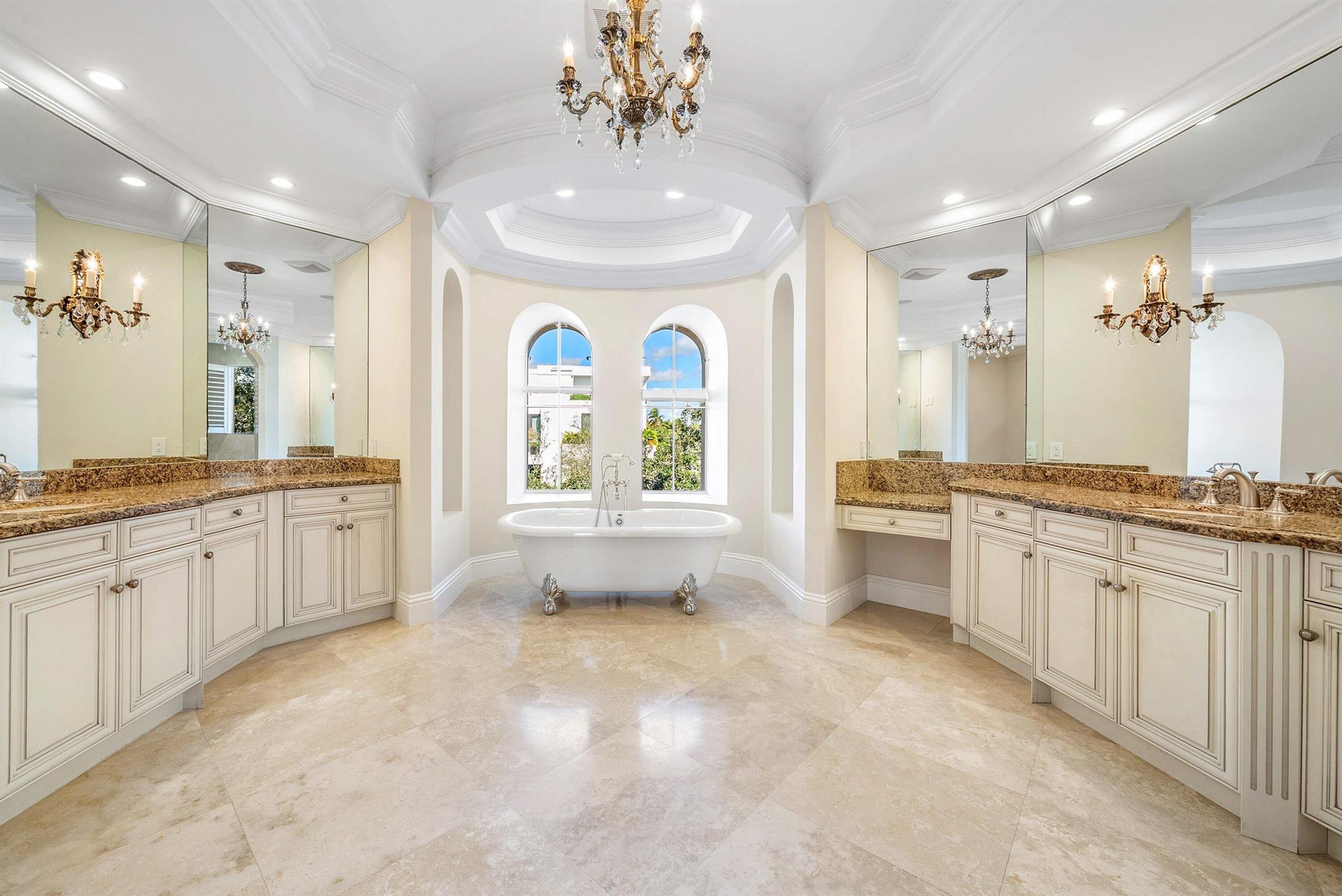 398 NE 7th St Boca Raton, FL 33432