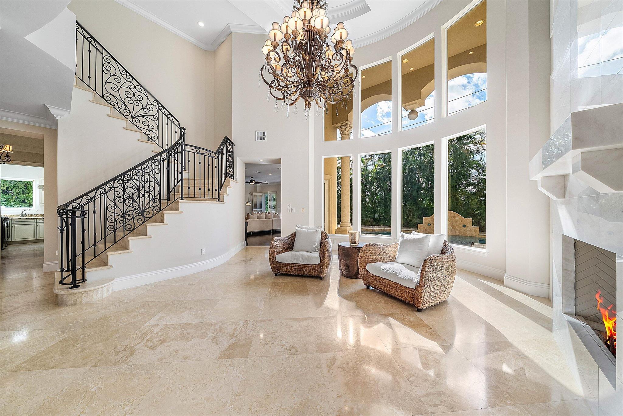 398 NE 7th St Boca Raton, FL 33432