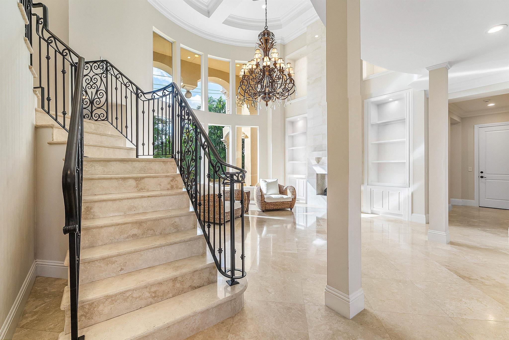 398 NE 7th St Boca Raton, FL 33432