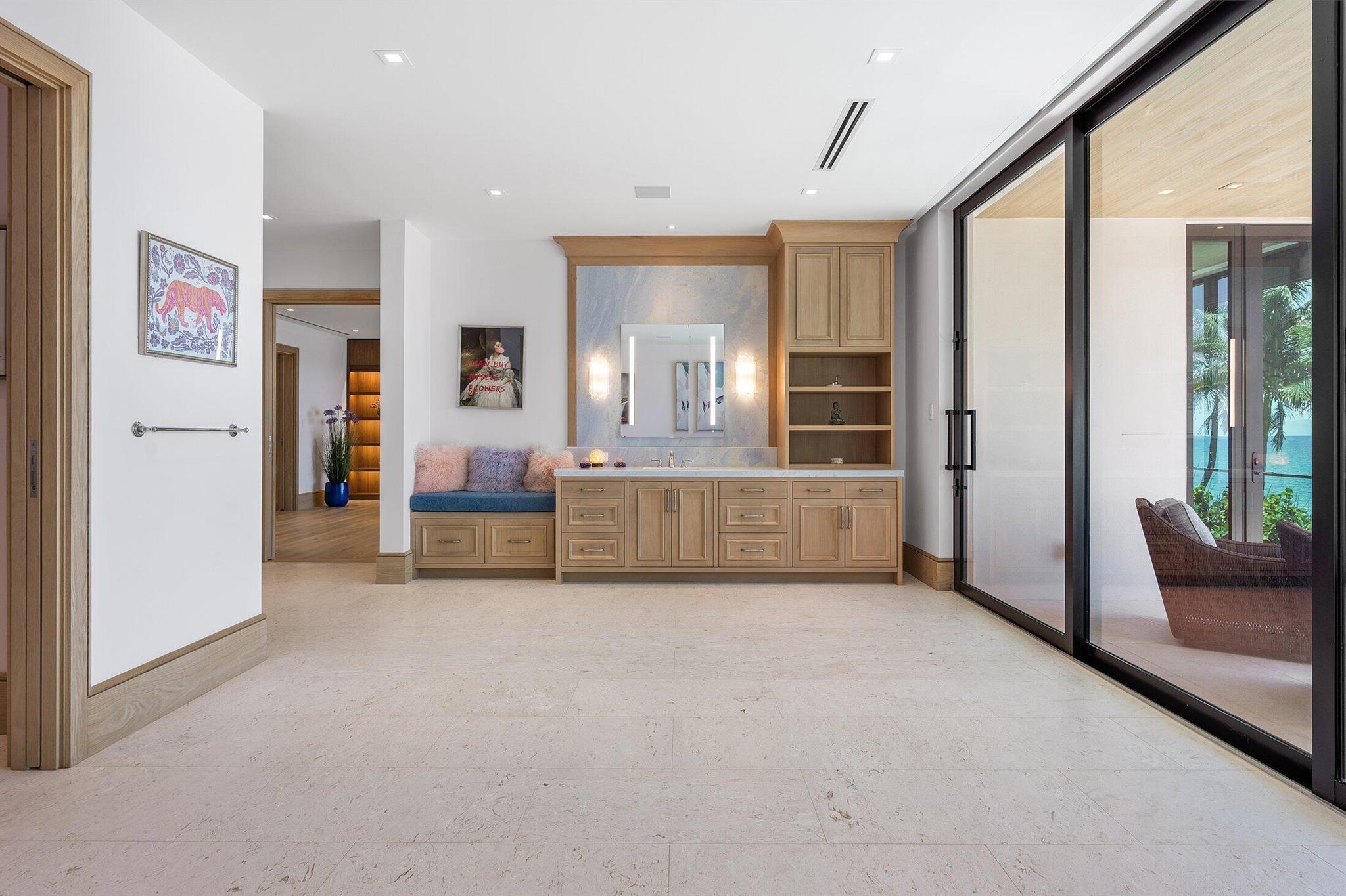 1260 S Ocean Blvd Manalapan, FL 33462