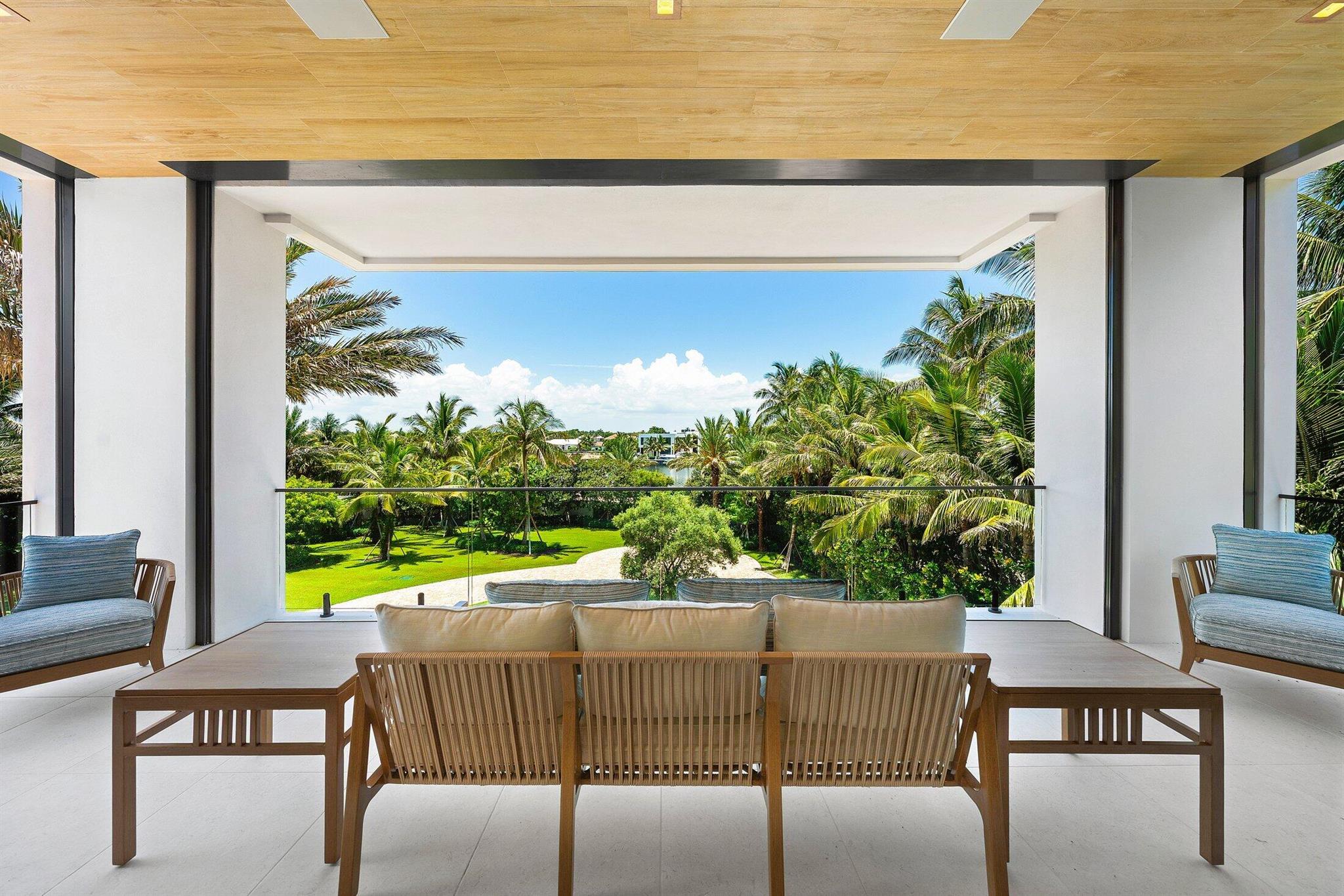 1260 S Ocean Blvd Manalapan, FL 33462