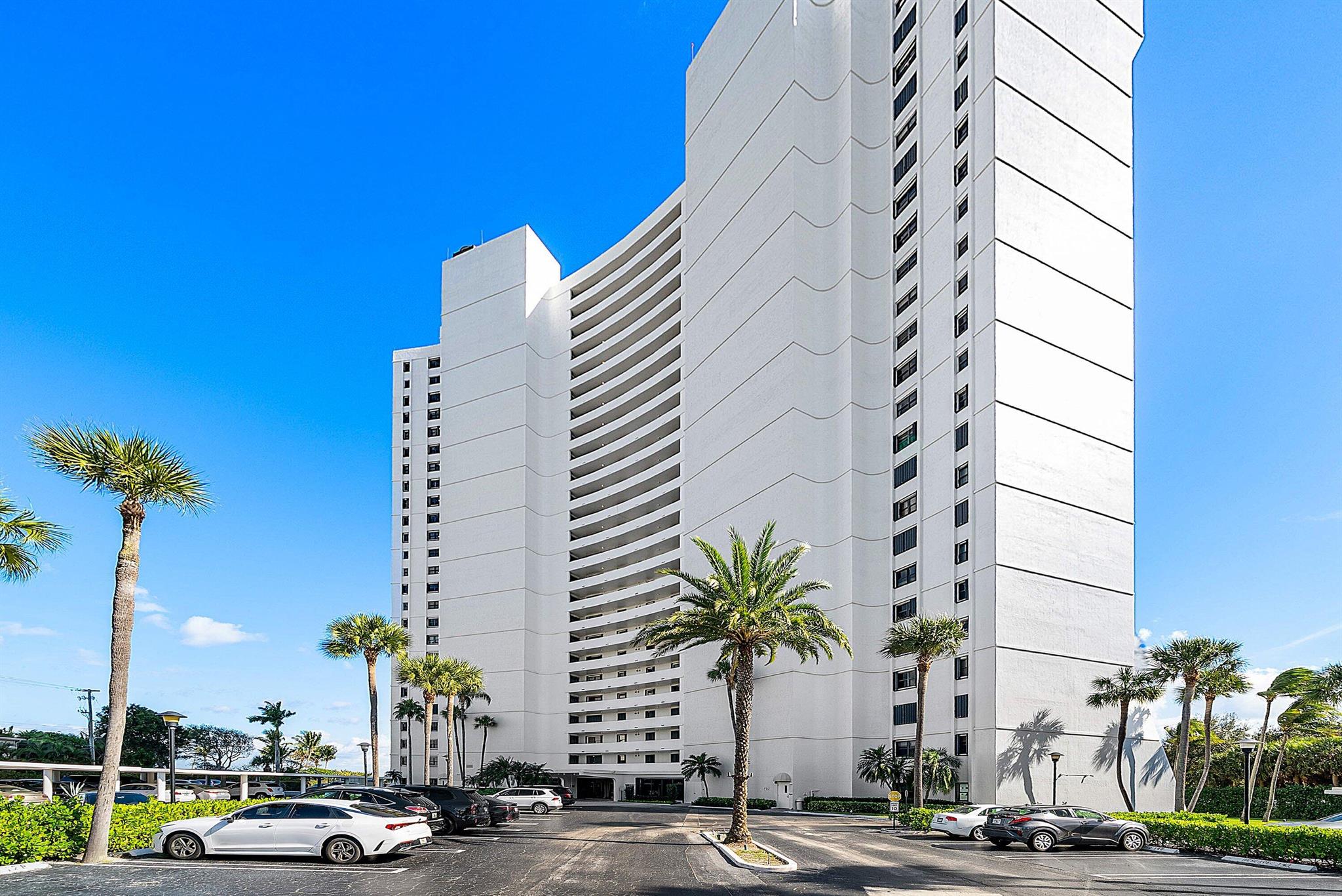 5200 N Flagler Dr #603