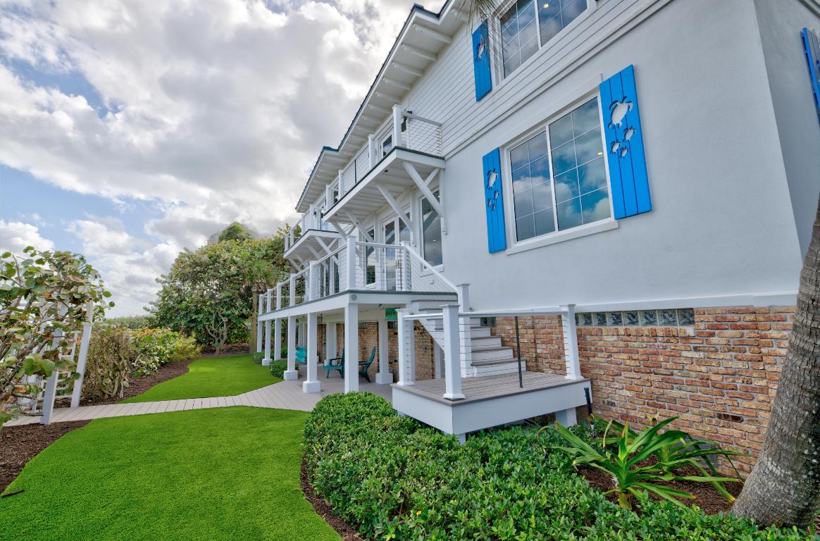 113 N Beach Jupiter Island, FL 33455