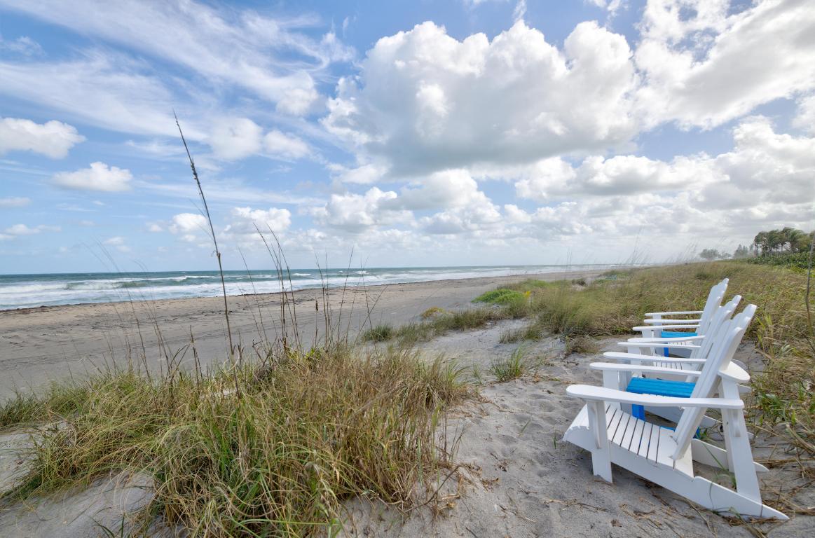 113 N Beach Jupiter Island, FL 33455