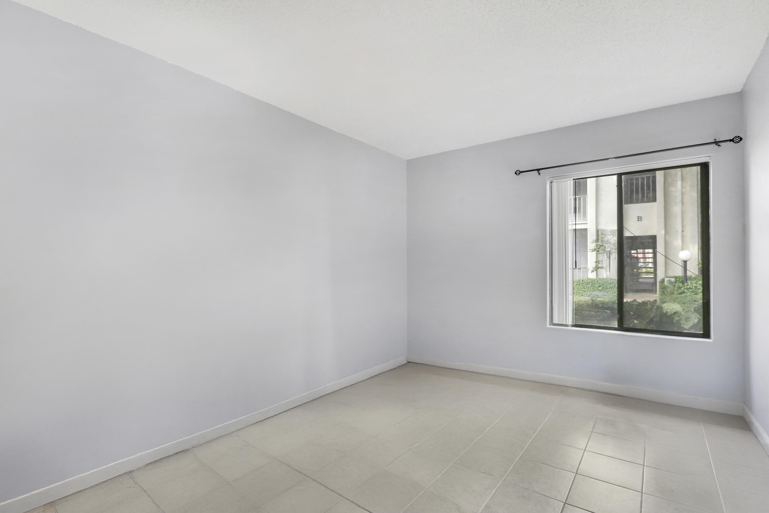 150 Pineview #C4 Jupiter, FL 33469