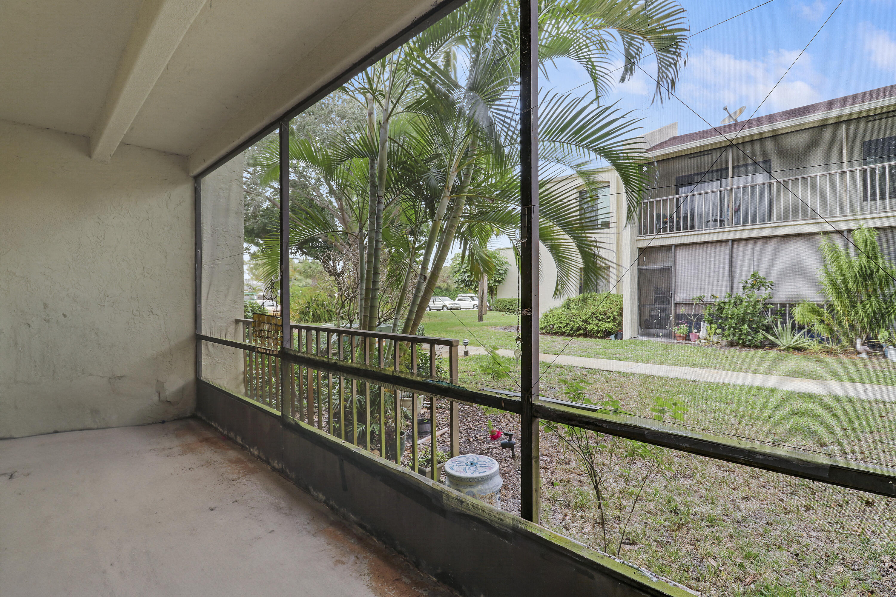 150 Pineview #C4 Jupiter, FL 33469