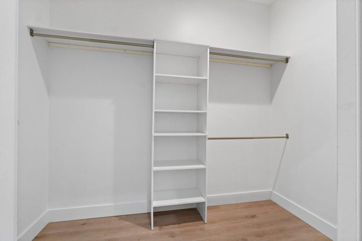 8369 SE Island Jupiter, FL 33458