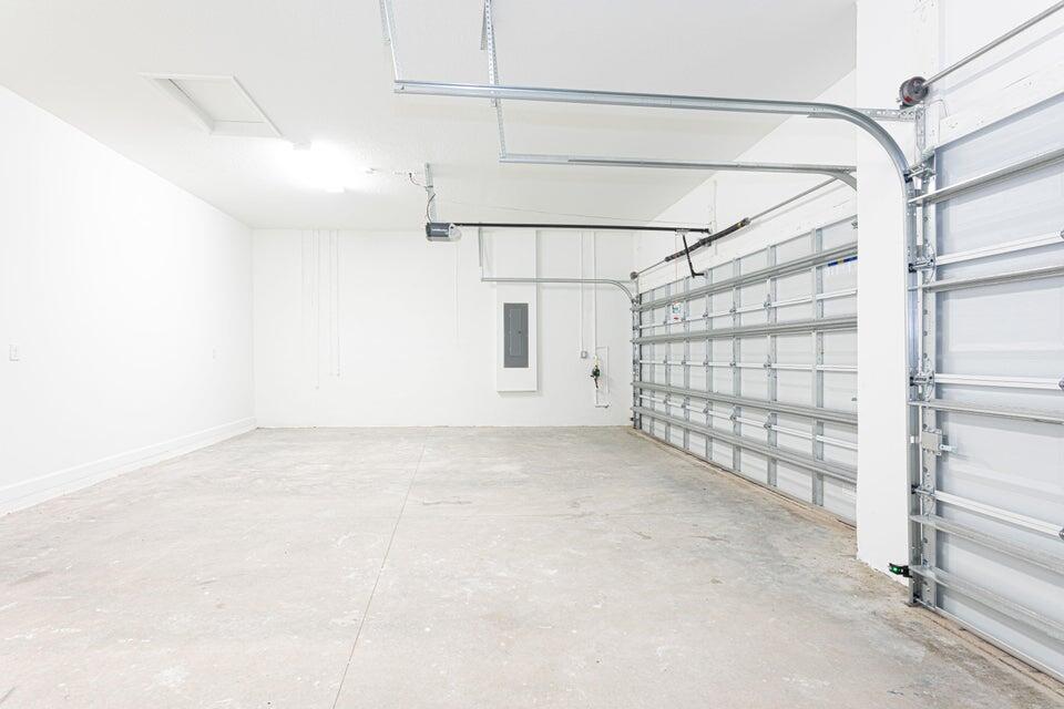 1132 Haywagon Loxahatchee, FL 33470