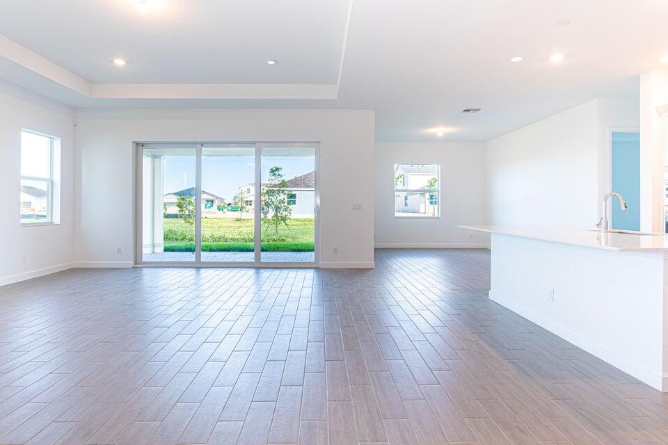 1132 Haywagon Loxahatchee, FL 33470