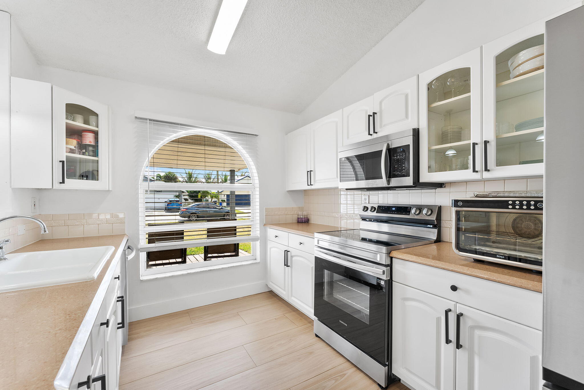 6249 Foster Jupiter, FL 33458