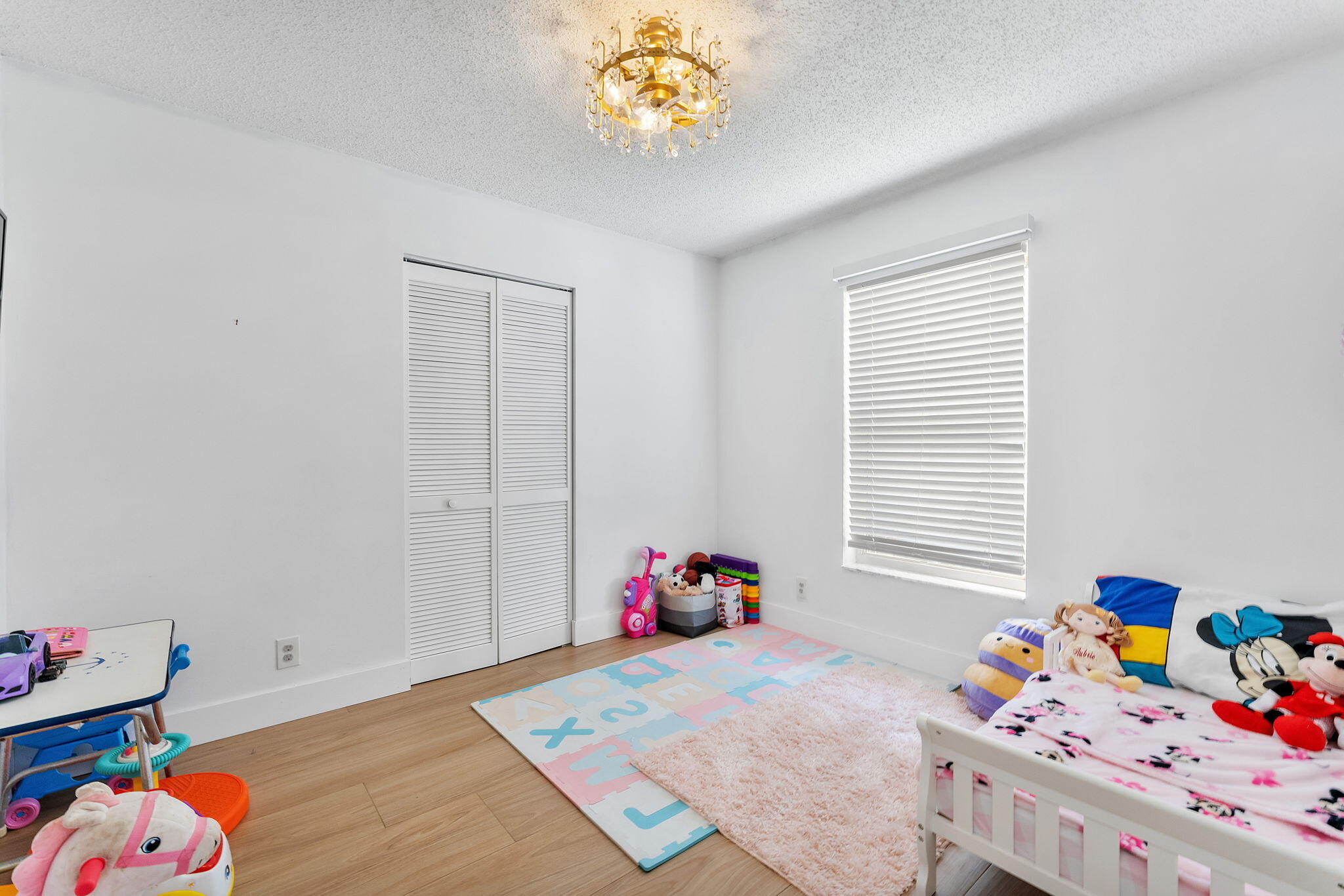 6249 Foster Jupiter, FL 33458