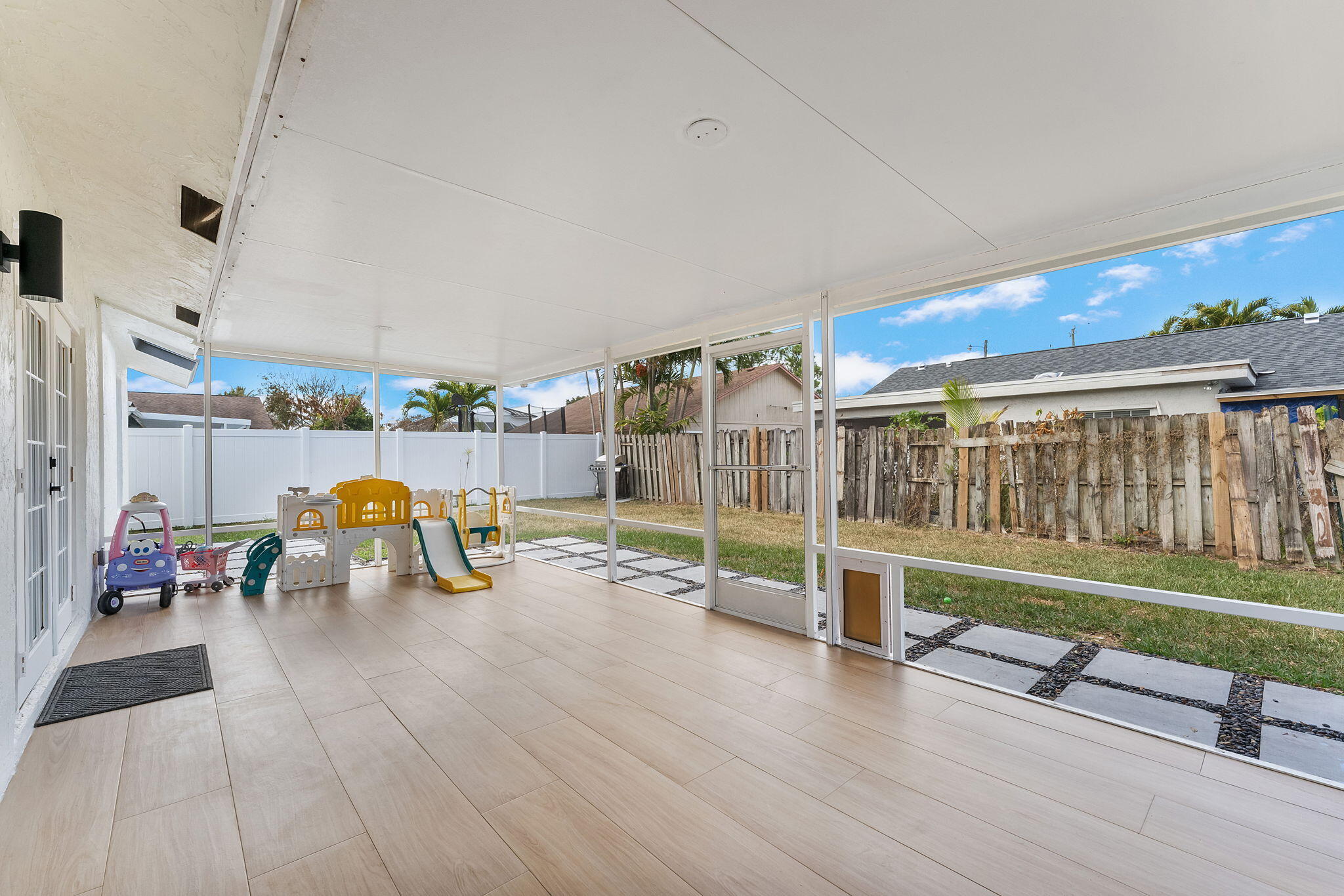 6249 Foster Jupiter, FL 33458